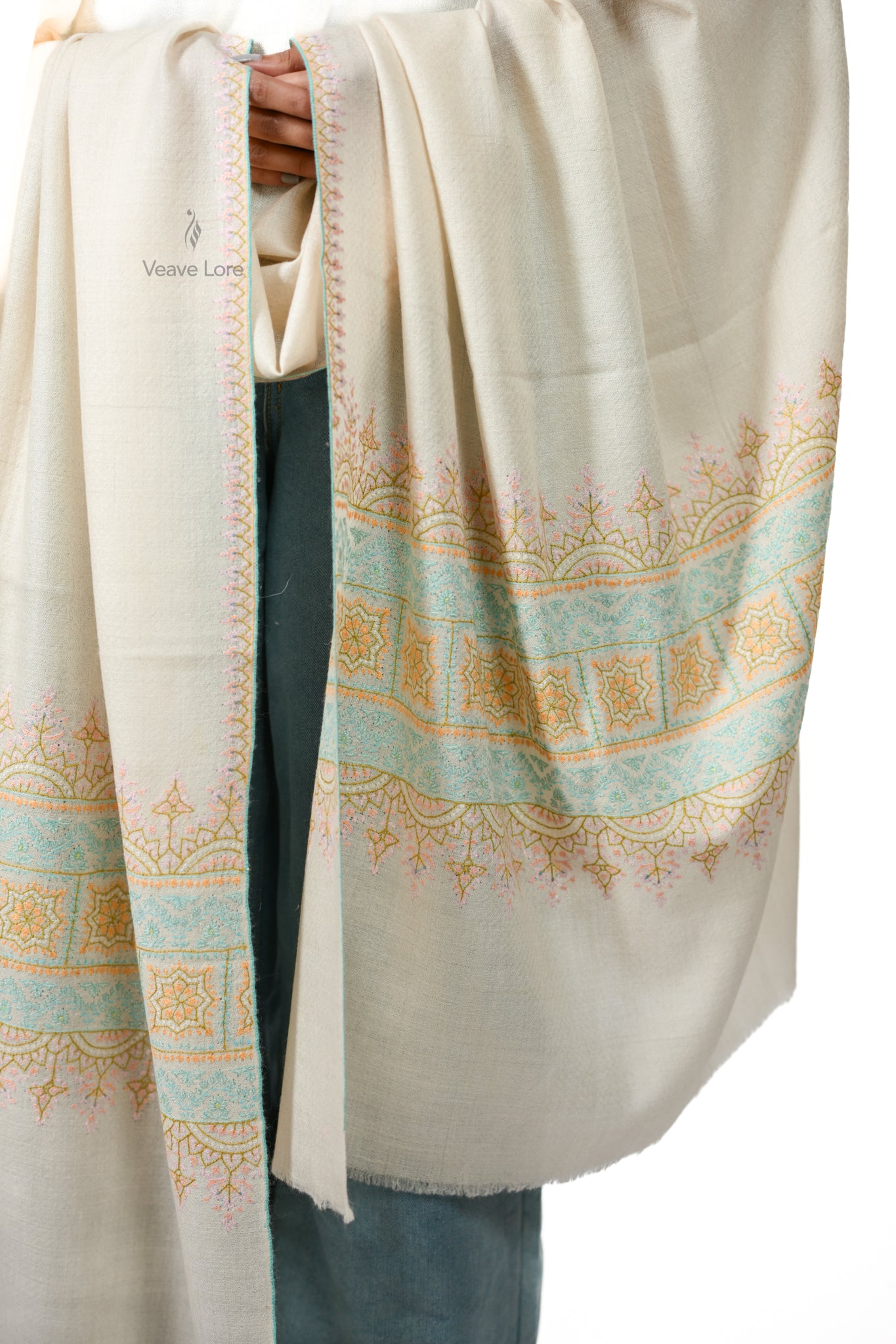 Sehr-e-Yasmeen Palledar Pashmina Shawl
