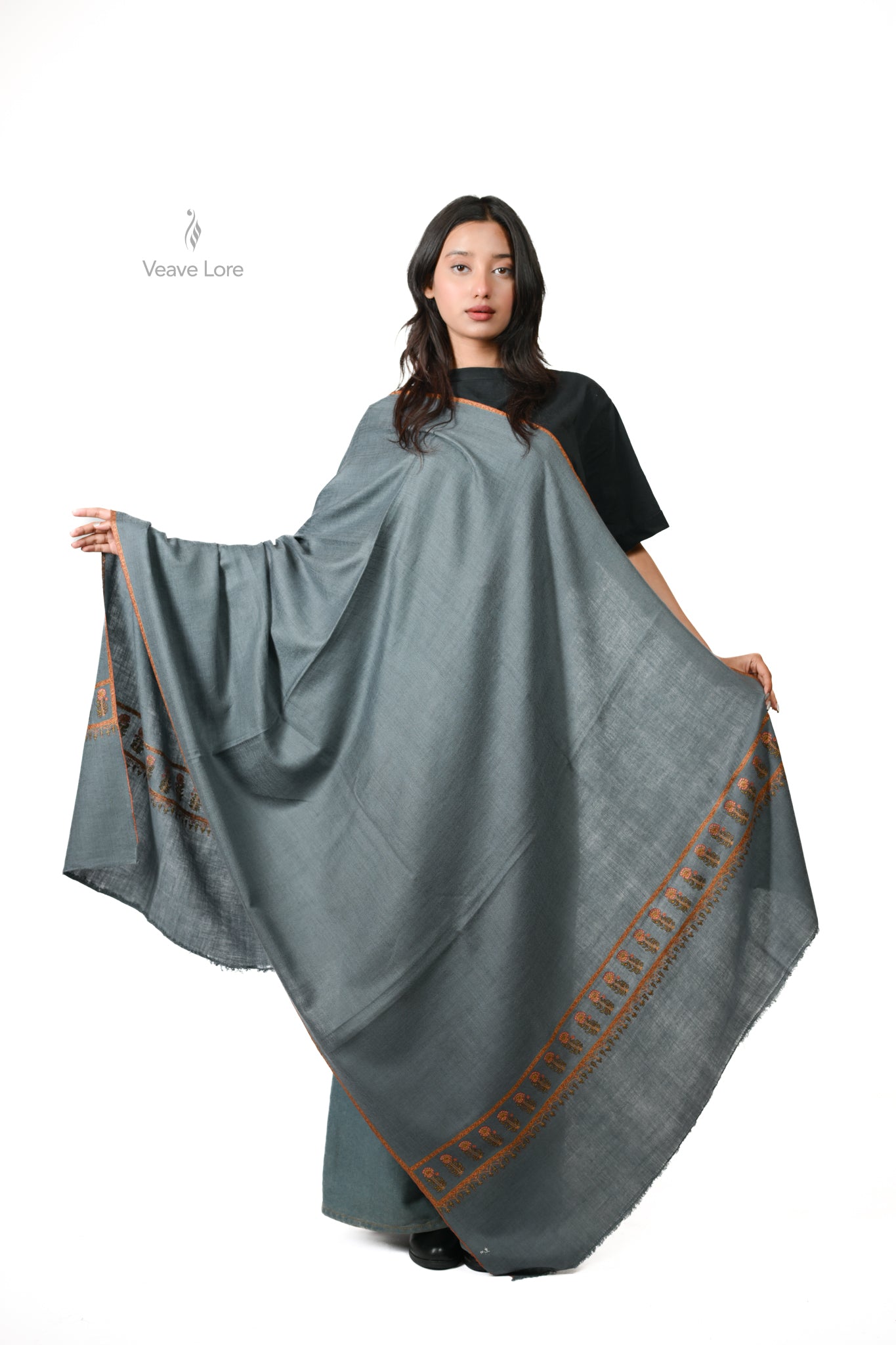 Abr-e-Gulshan Palledar Pashmina Shawl