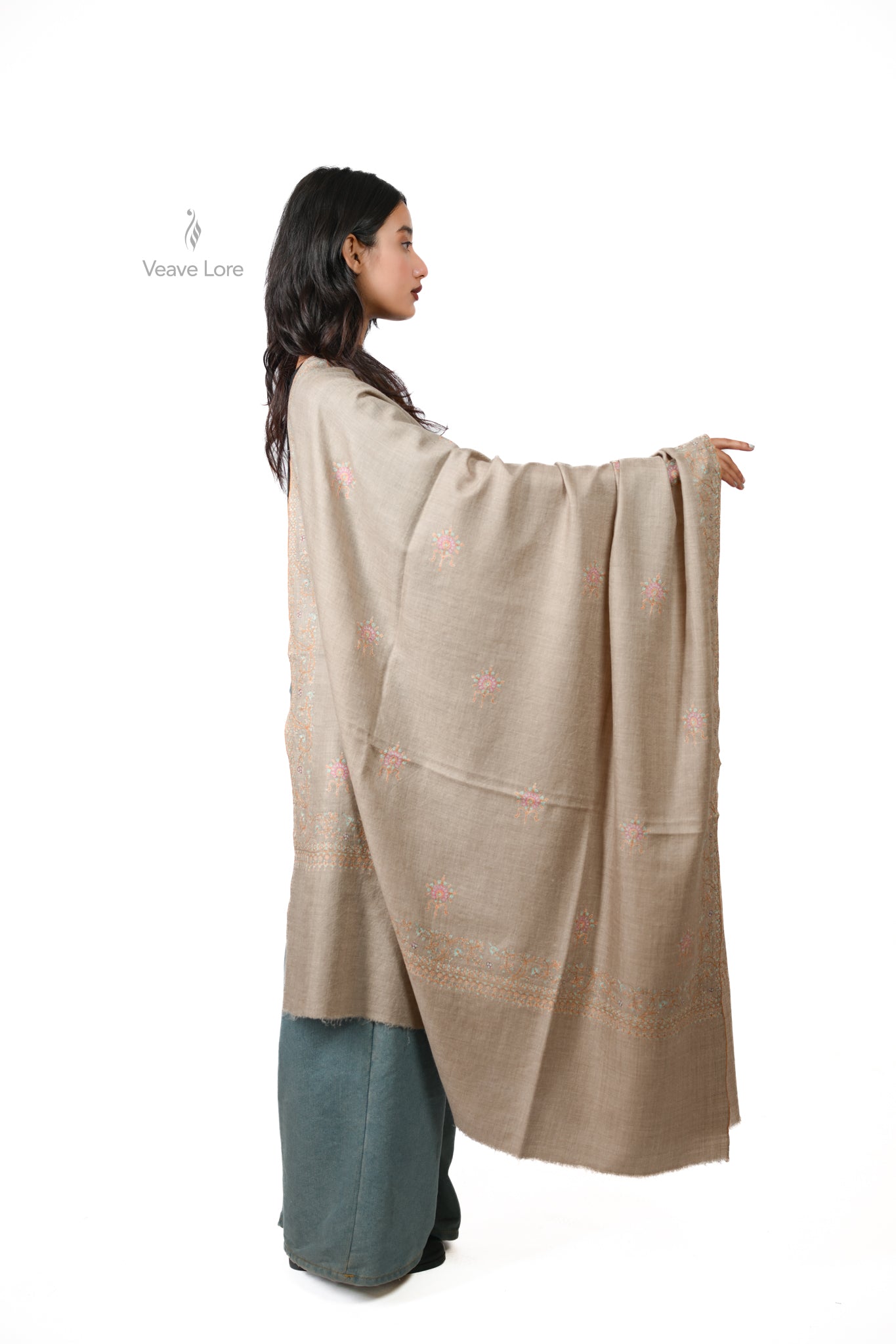 Mehfil-e-Gul Pashmina Shawl