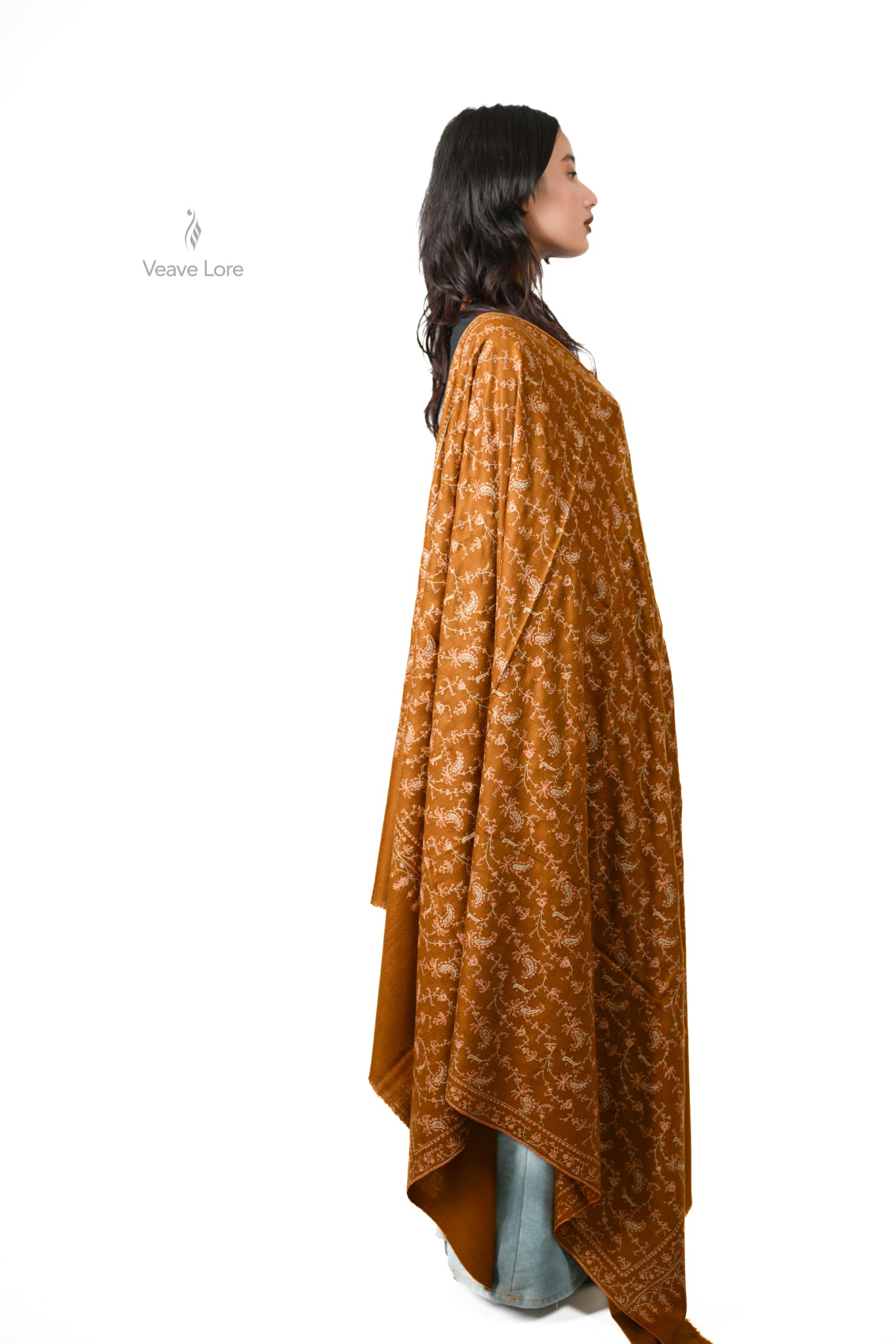 Kahrooba & Vine Pashmina Shawl — An All-Over Sozni Jaal of Trailing Vine on Amber