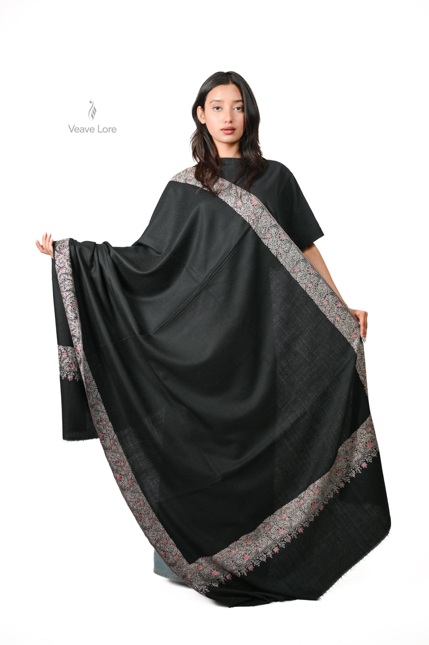 Khwab-e-Mahtab Pashmina Shawl