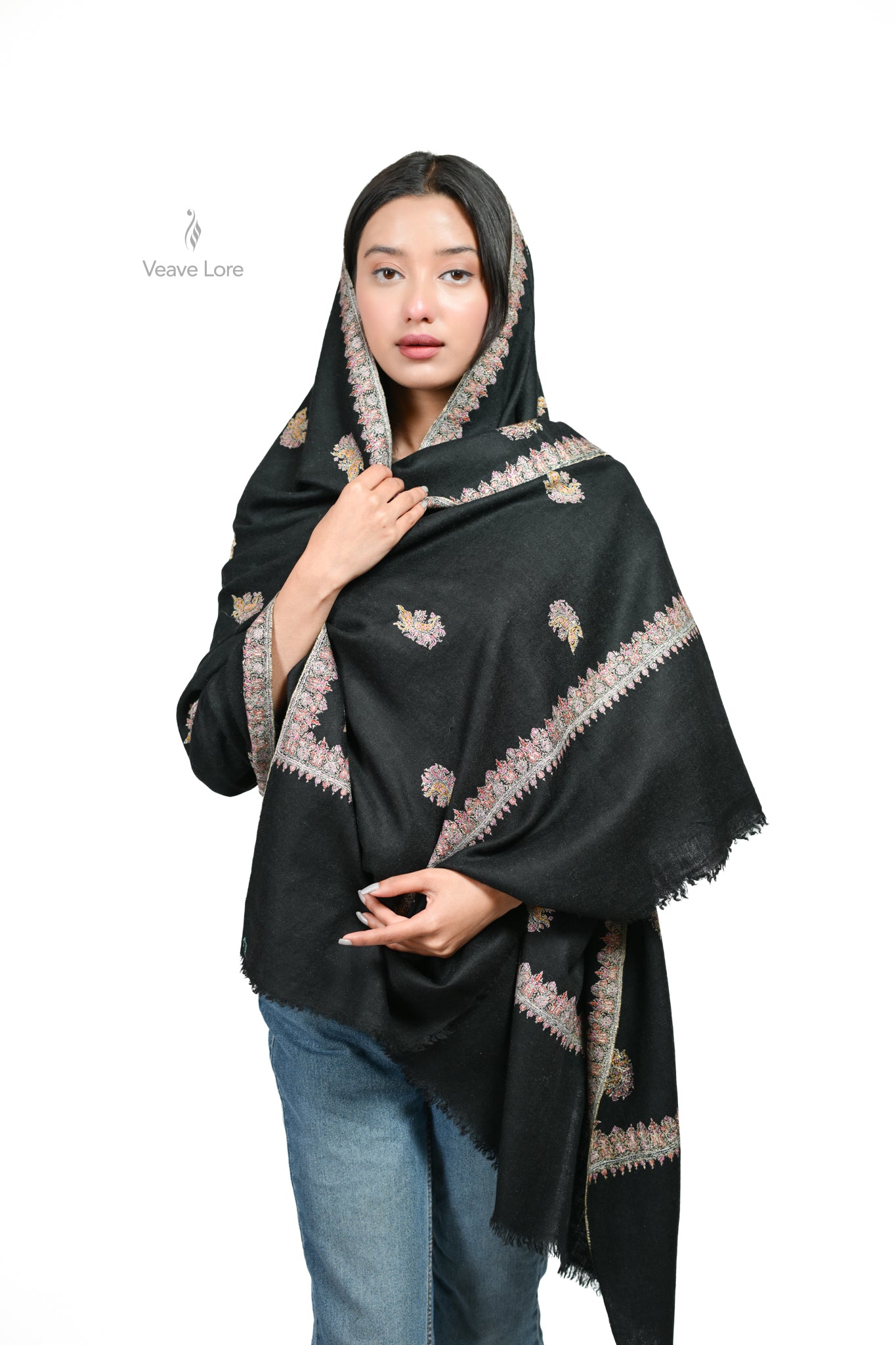 Husn-e-Siyah Pashmina Shawl