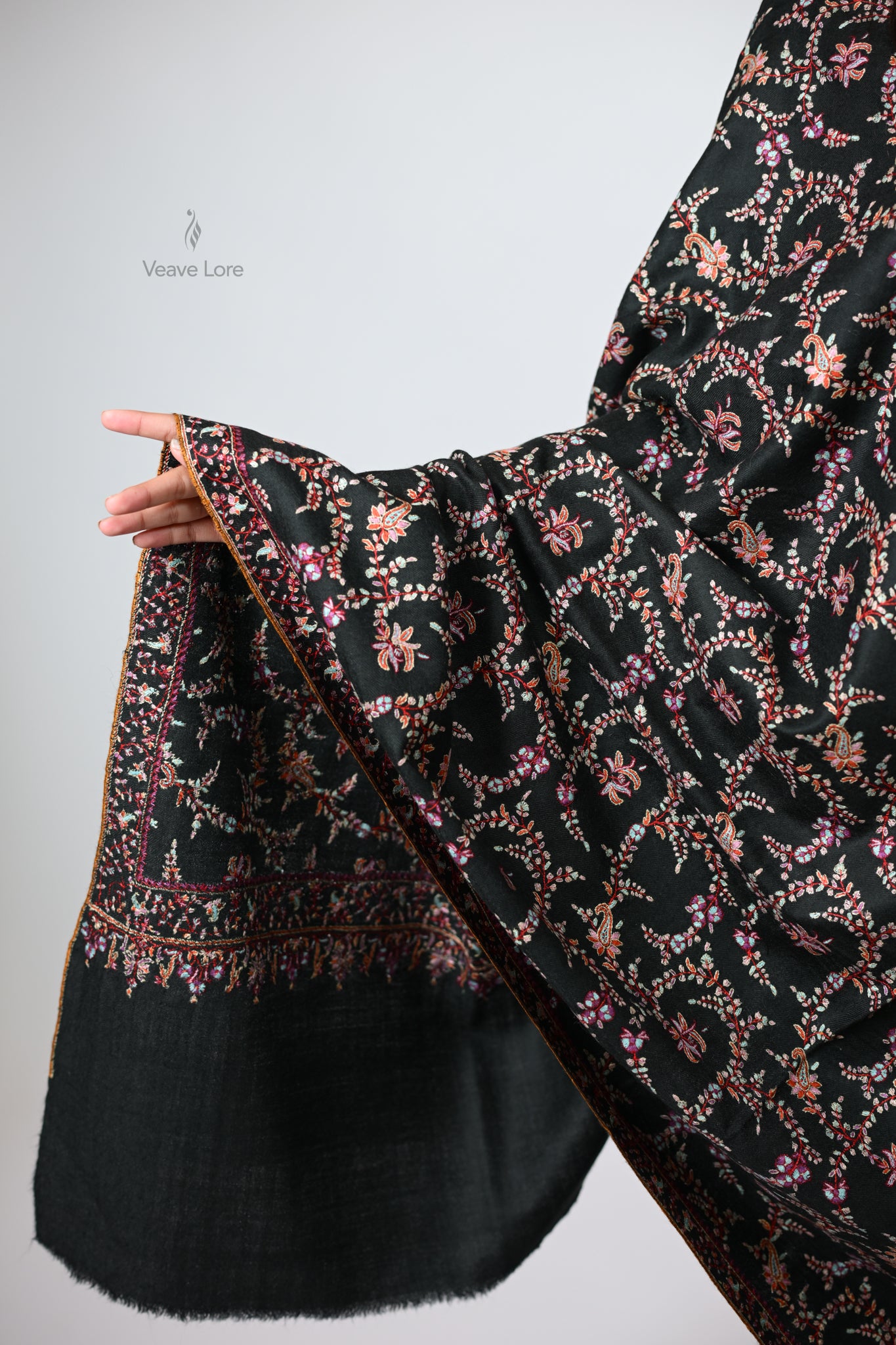 The Shab Anjuman Pashmina Shawl