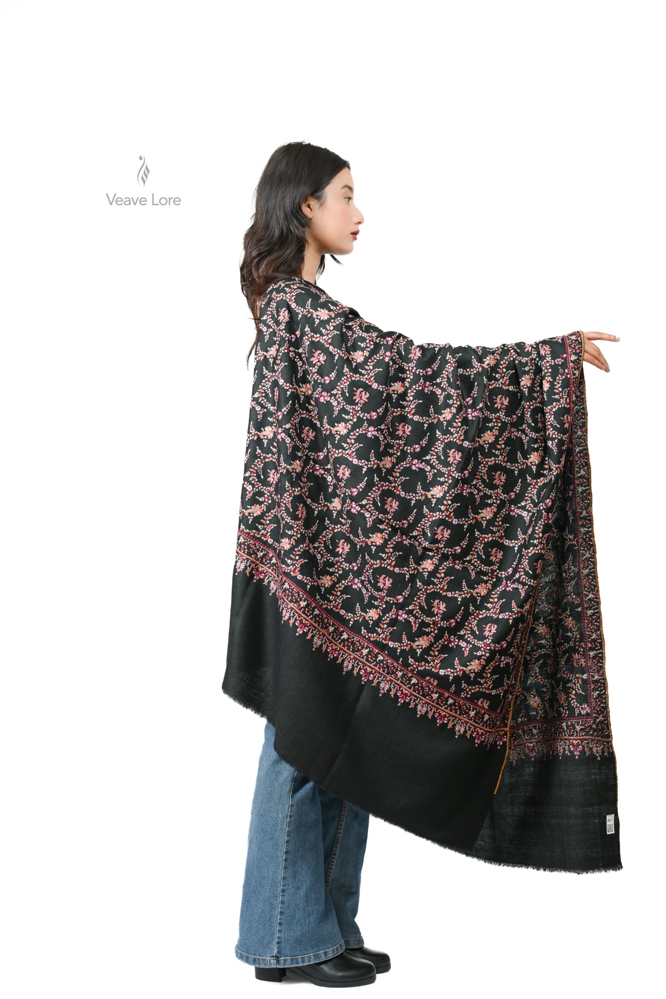 The Shab Anjuman Pashmina Shawl
