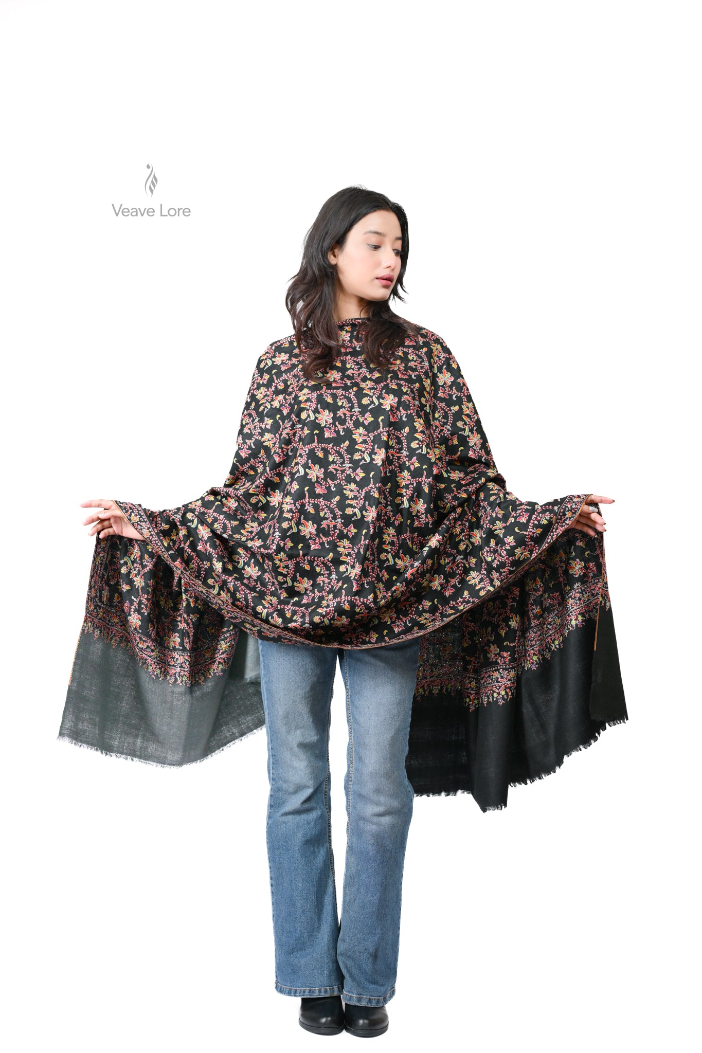The Gulshan-e-Shab Pashmina Shawl