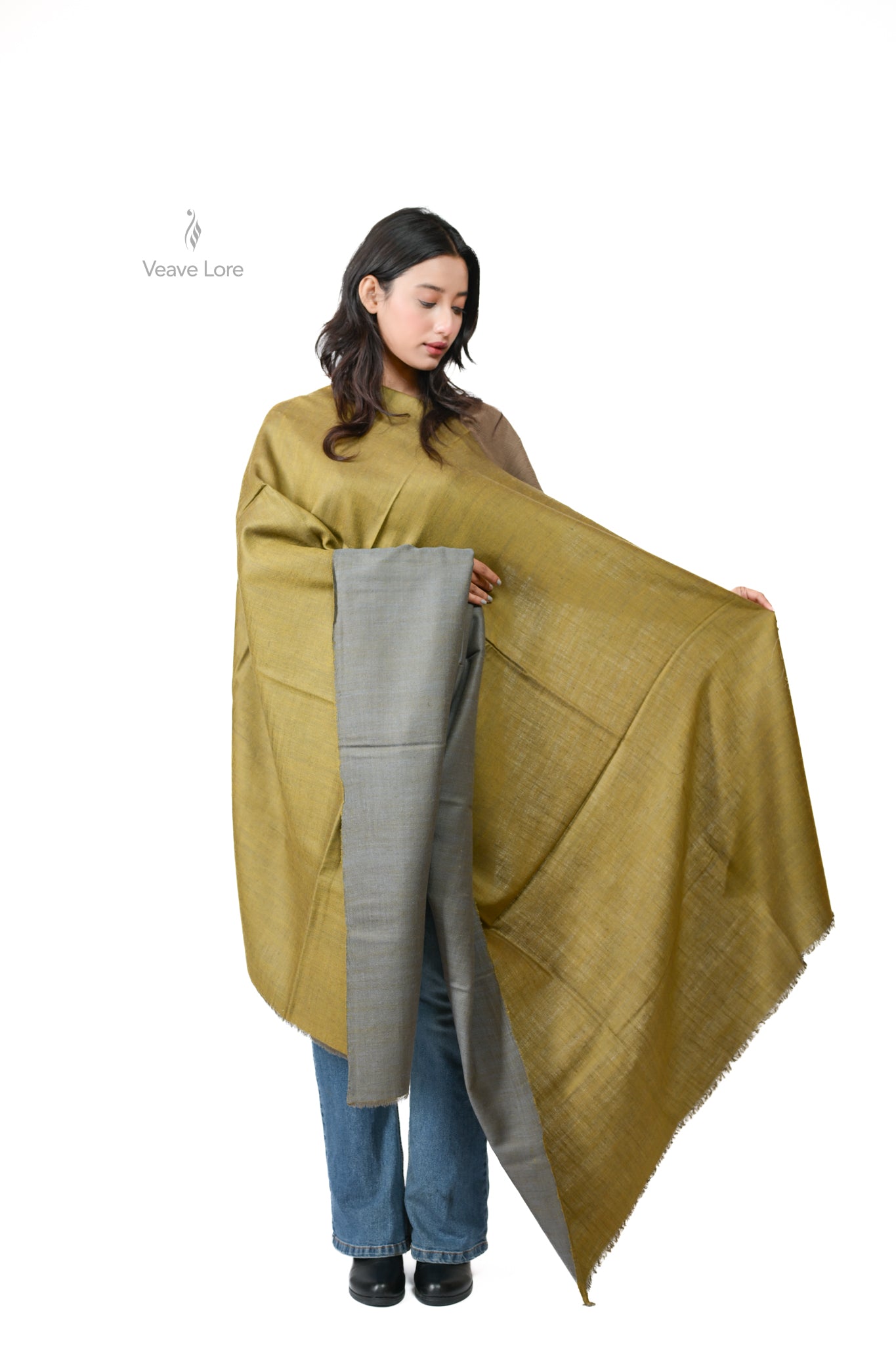 Khaki-o-Dhuaan Kashmiri Pashmina Shawl