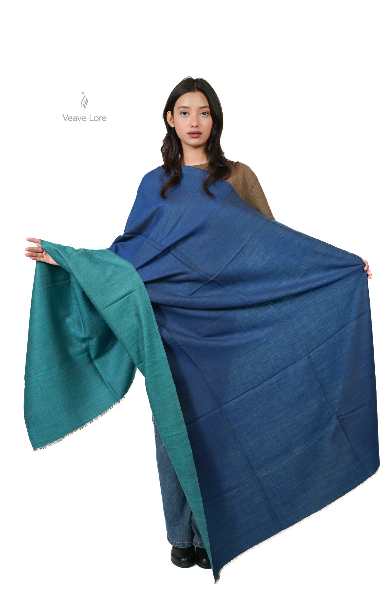 Neel-o-Darya Kashmiri Pashmina Shawl
