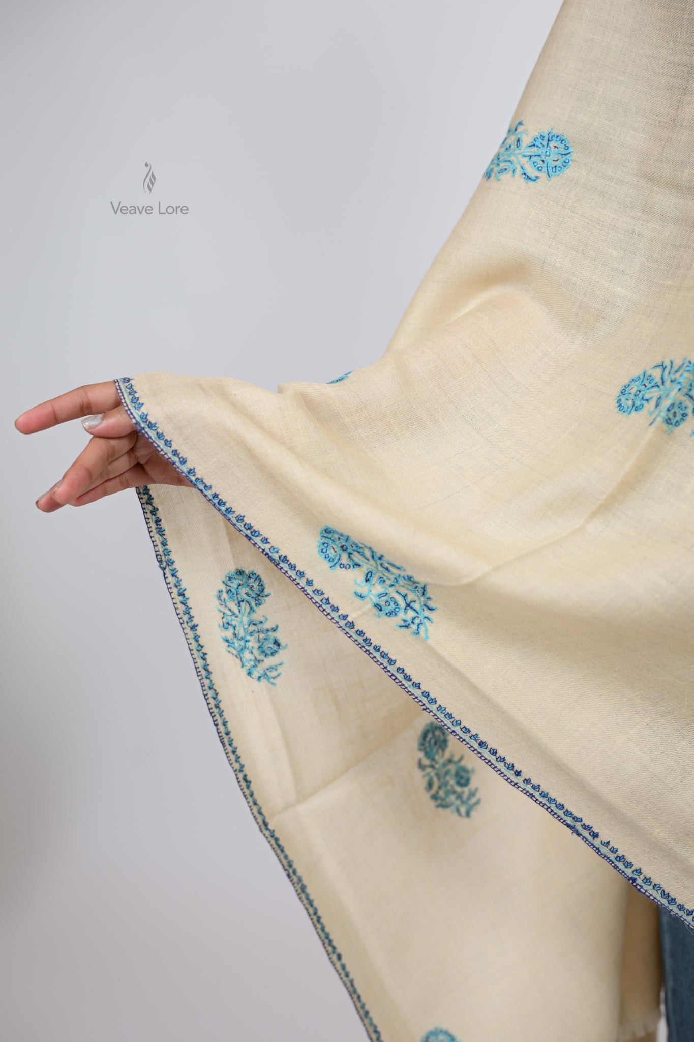 Gul-e-Feroza Pashmina Stole