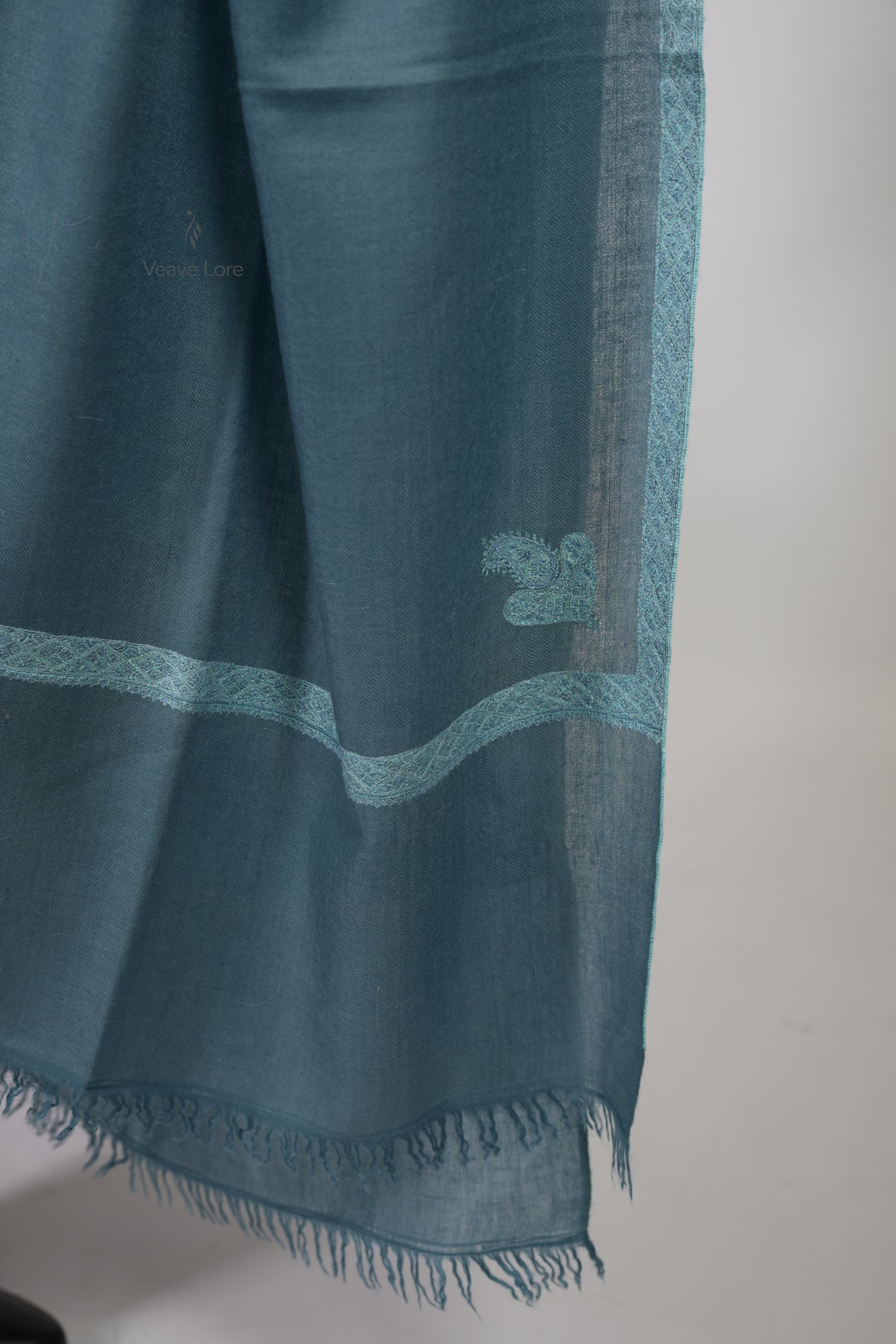 Aks-e-Tawoos Pashmina Shawl