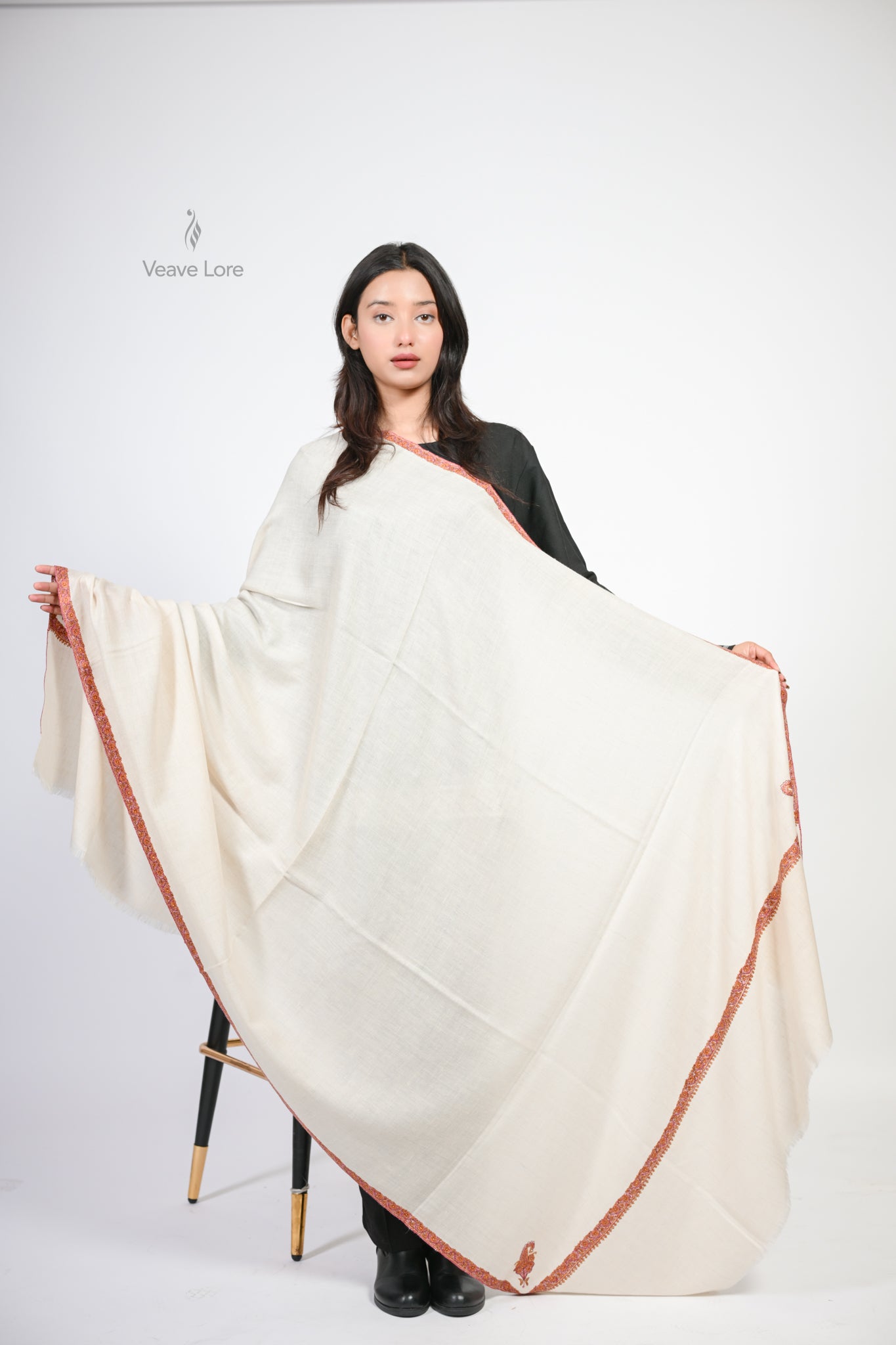 Bisat-e-Phool Pashmina Shawl
