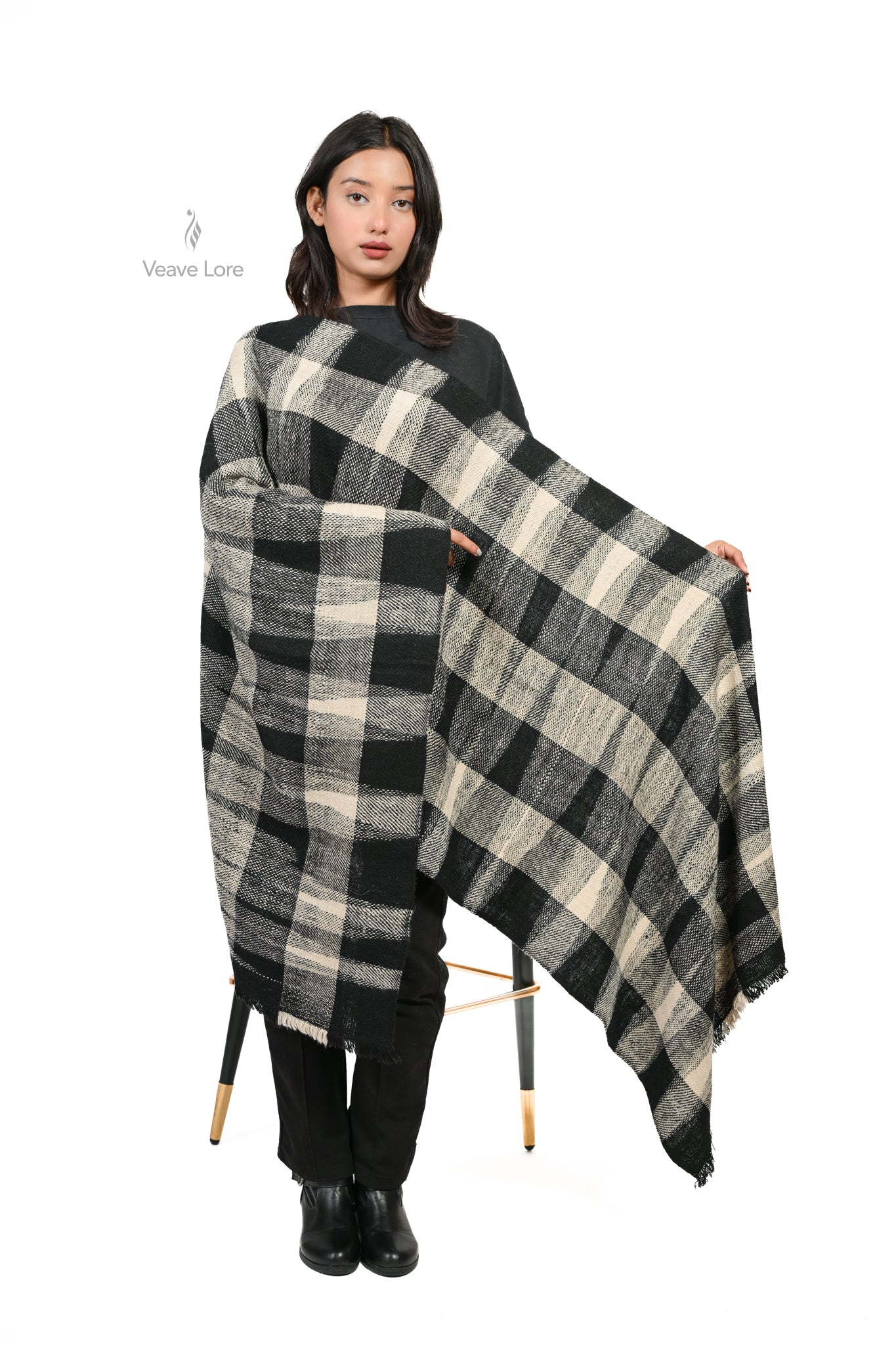 Shabak-e-Siyah Pashmina Heavyweight Stole