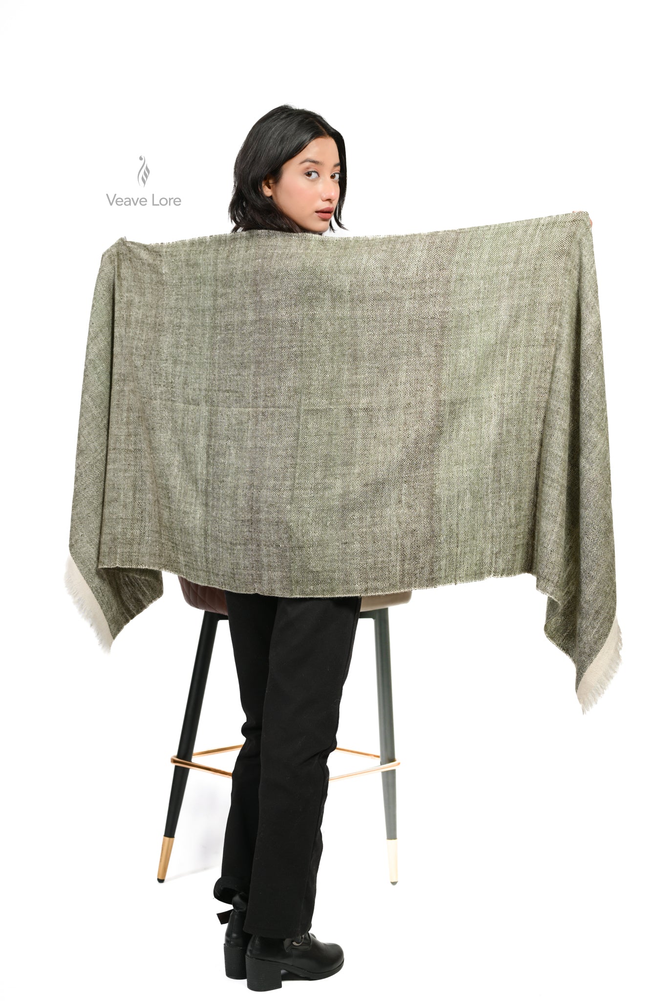 Zaitoon-e-Zamin Pashmina Heavyweight Stole