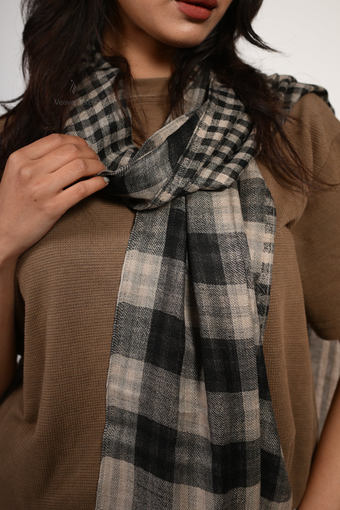 Coal Check Fine Wool Scarf