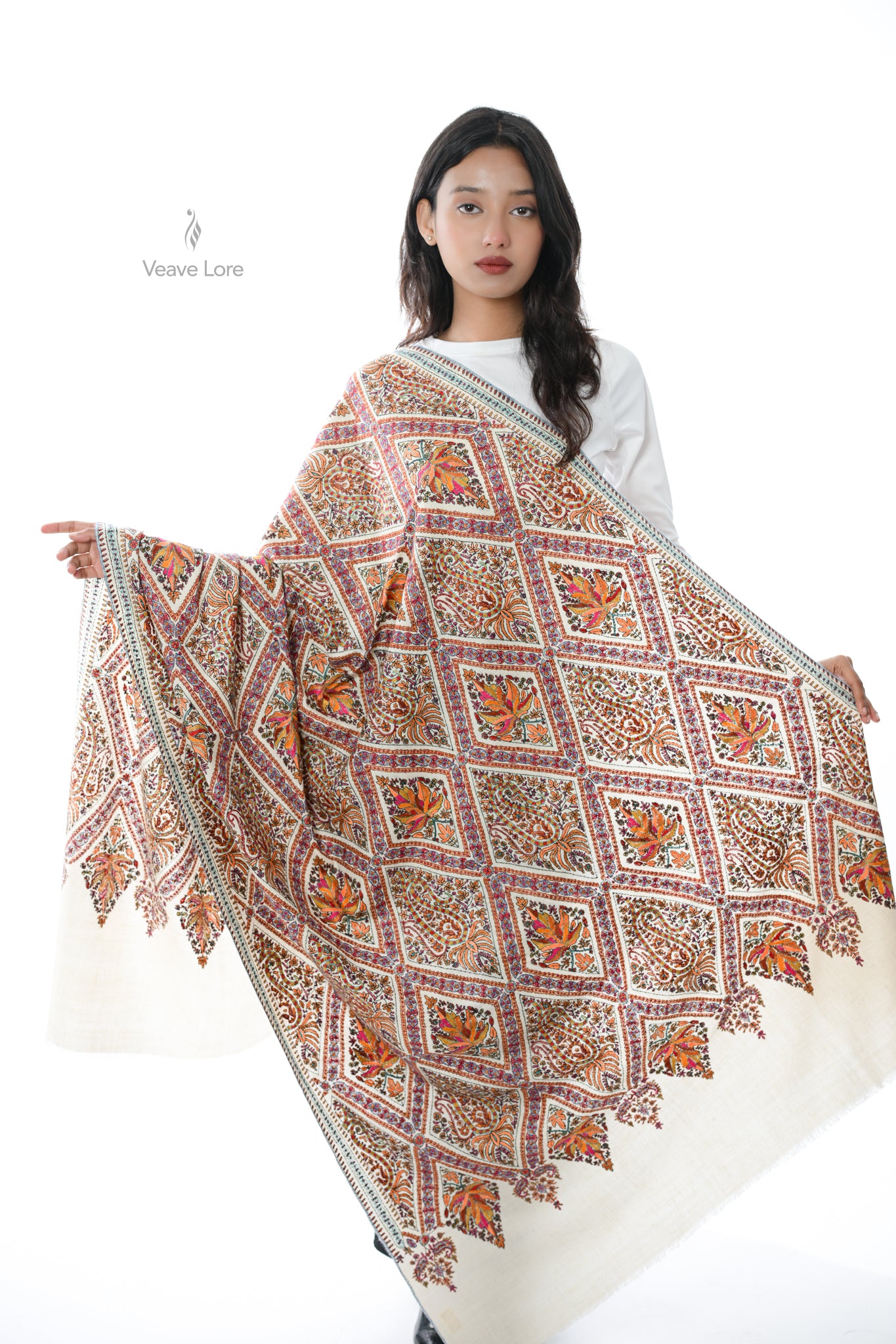 Heera Chaman Hand Embroidered Sozni Jamawar Shawl