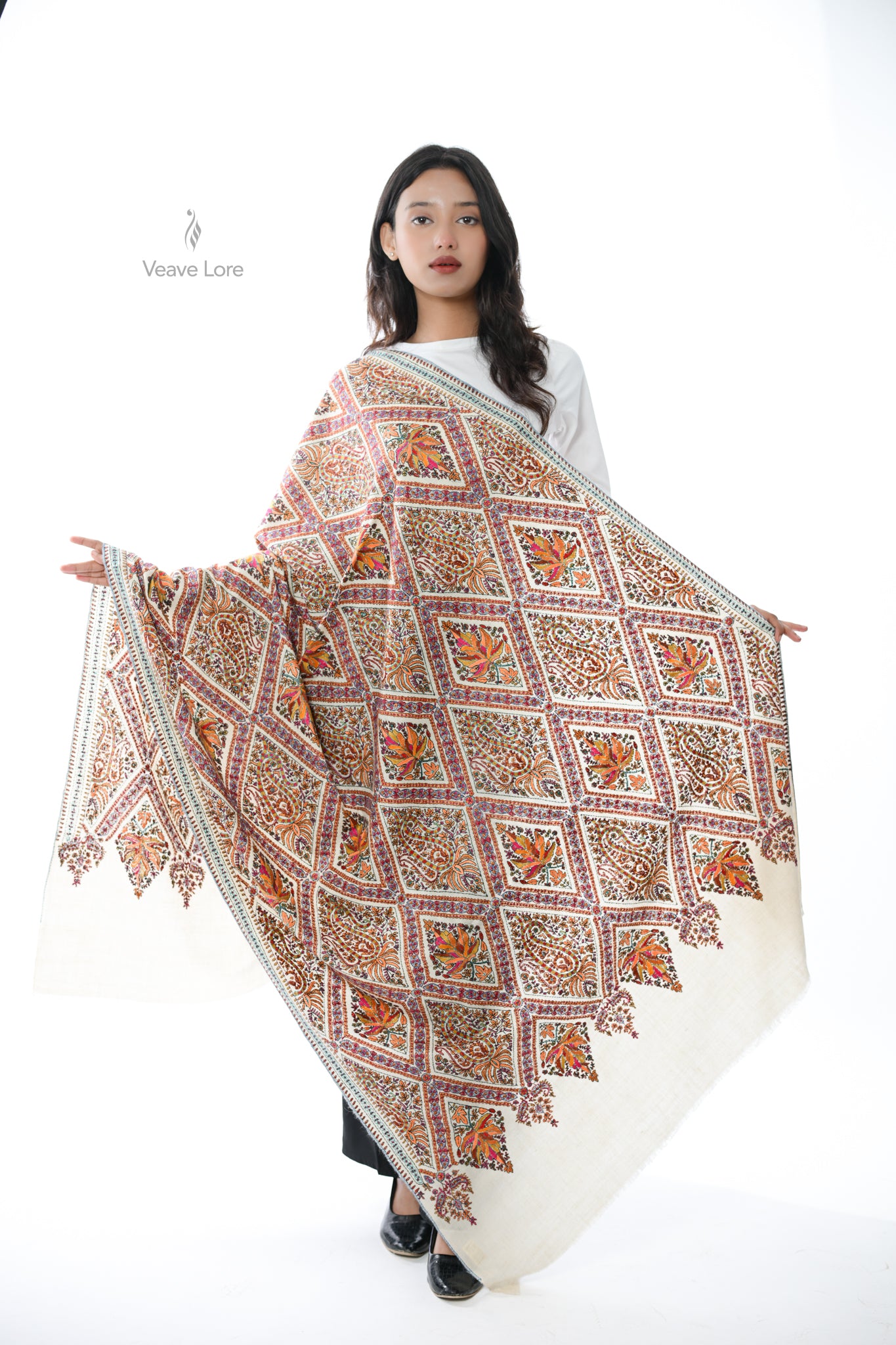 Heera Chaman Hand Embroidered Sozni Jamawar Shawl