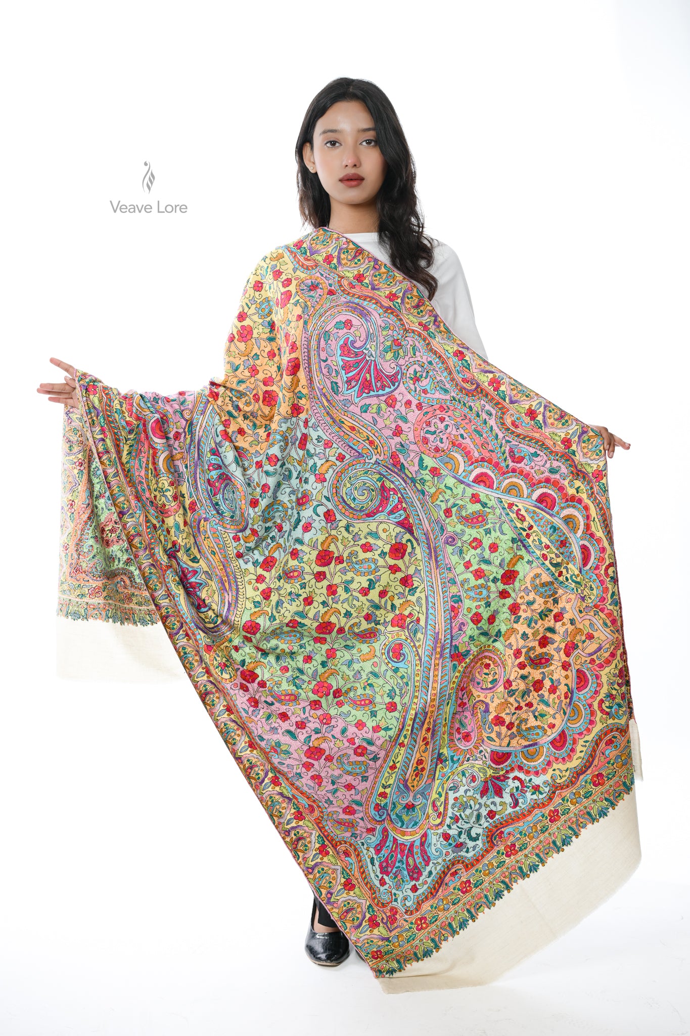 Nau Bahar Hand Embroidered Sozni Jamawar Shawl