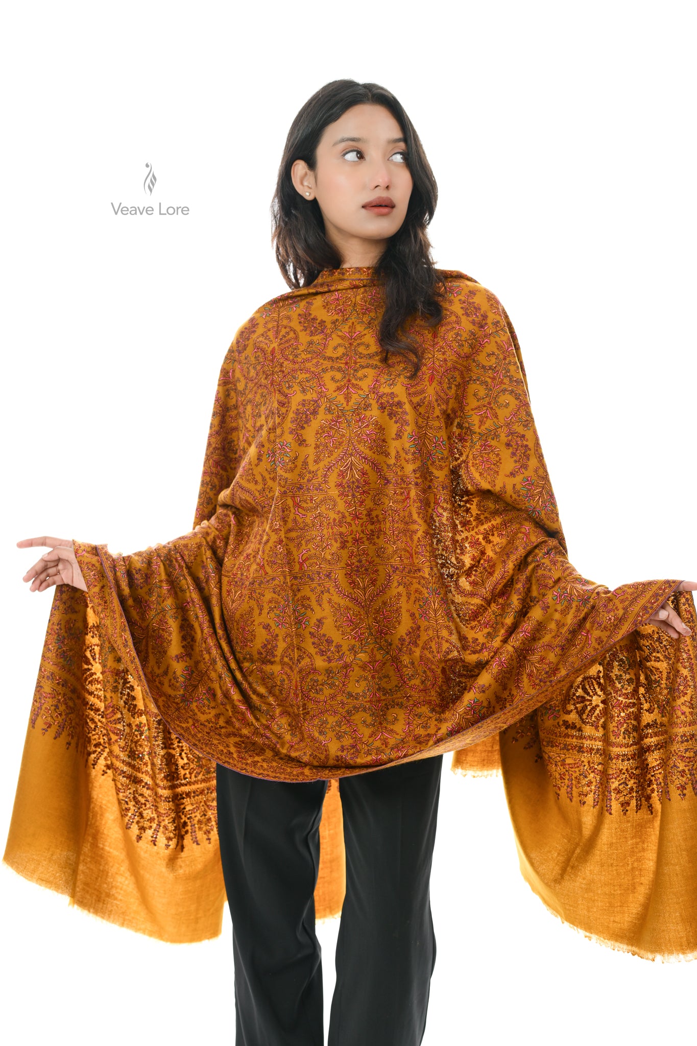 Zard Chaman Hand Embroidered Sozni Jamawar Shawl