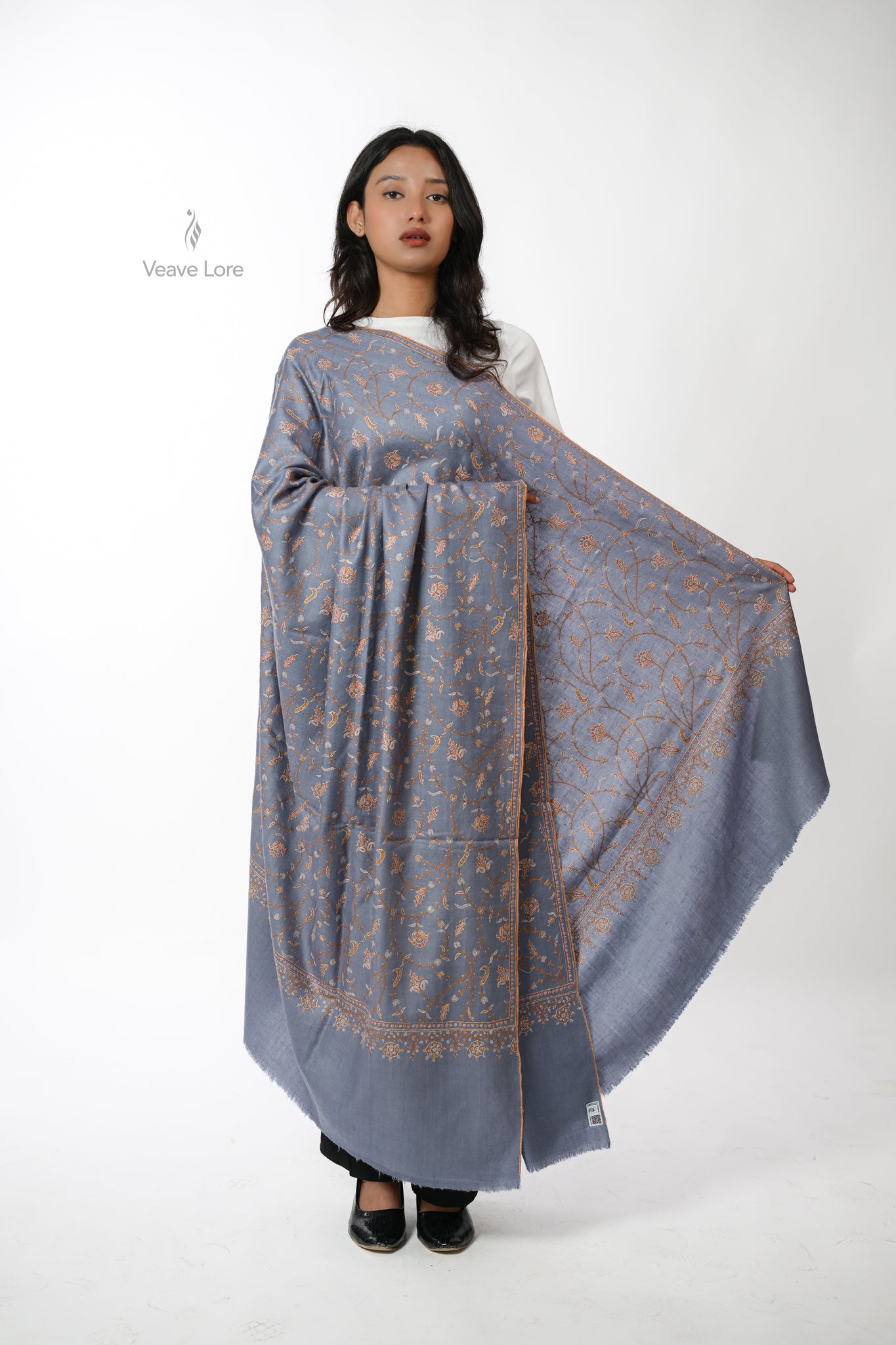 Neel-o-Shafaq Pashmina Shawl