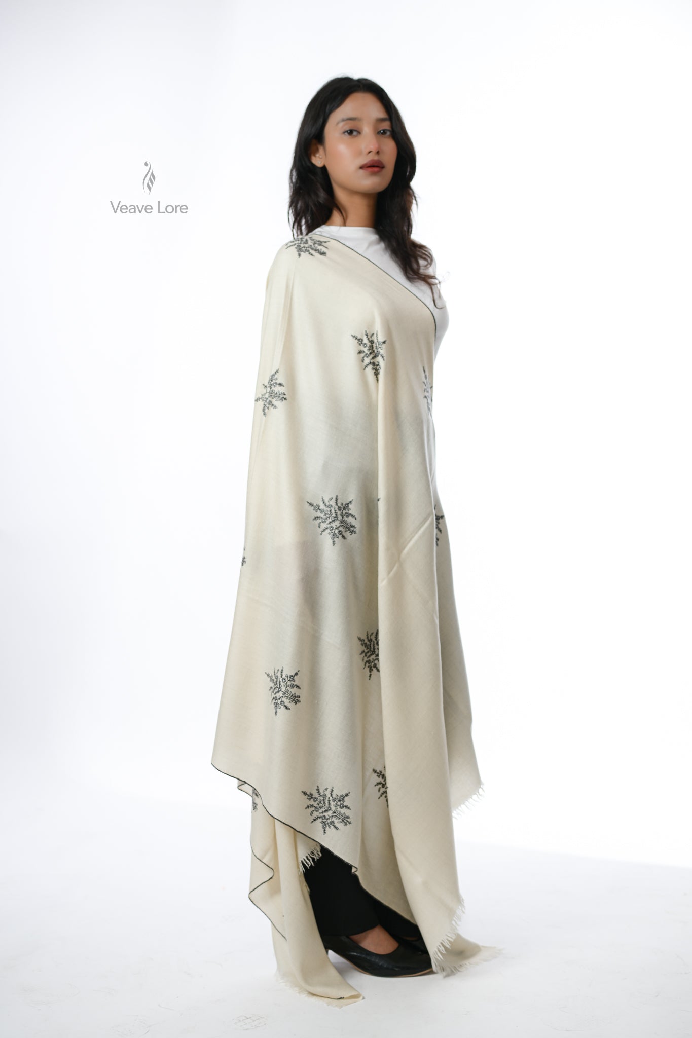 The Saya Pashmina Shawl