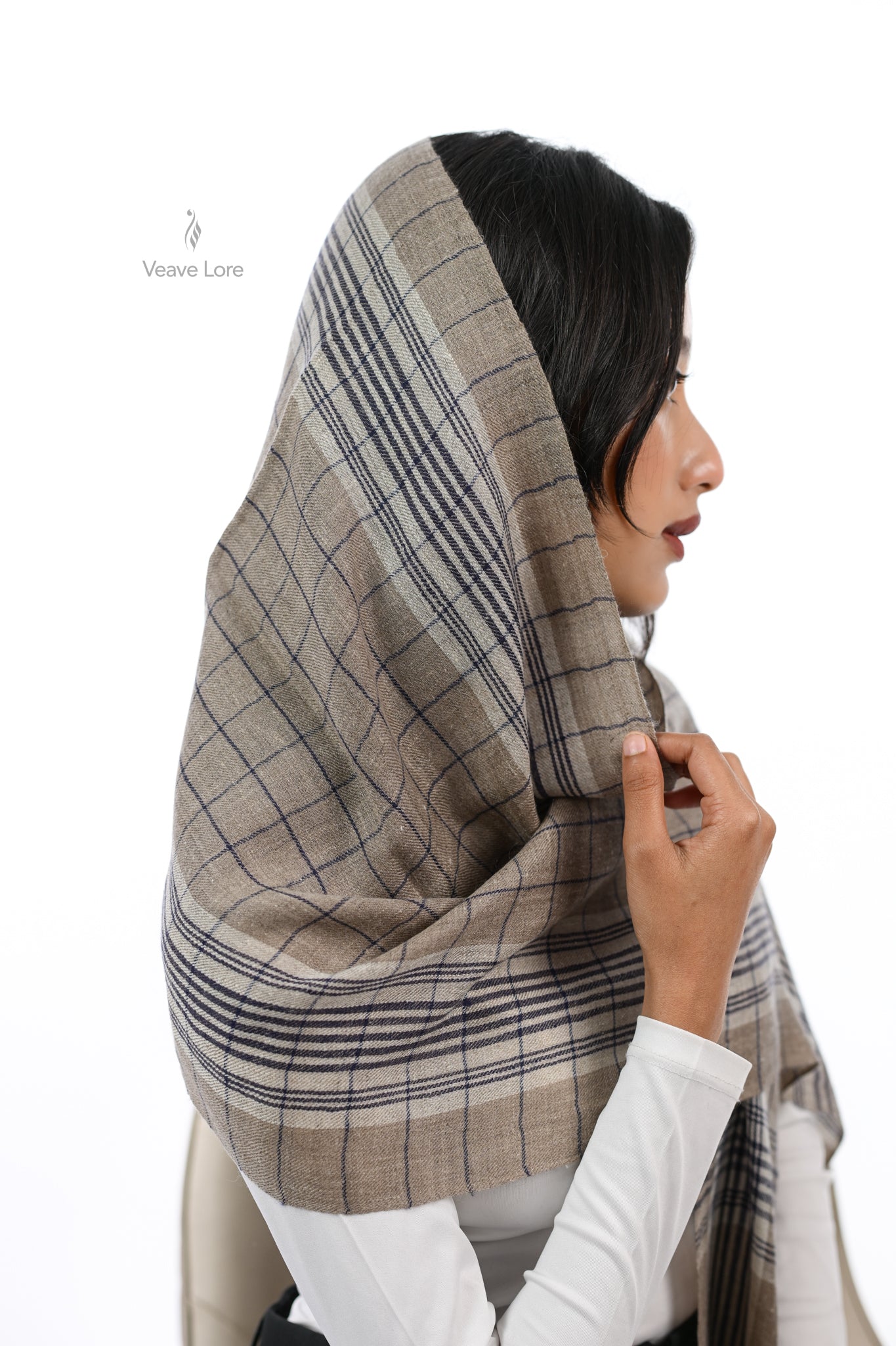 Midnight Check (Chaukhan-e-Shab) Pashmina Muffler