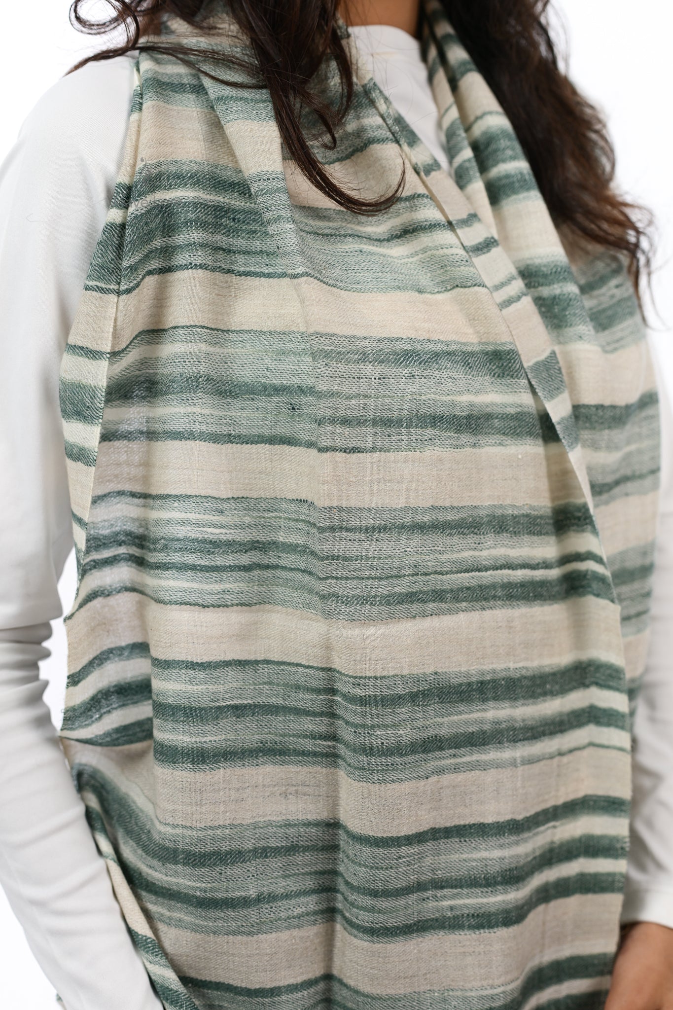 Verdant Ridge (Silsila-e-Zamarru) Pashmina Muffler