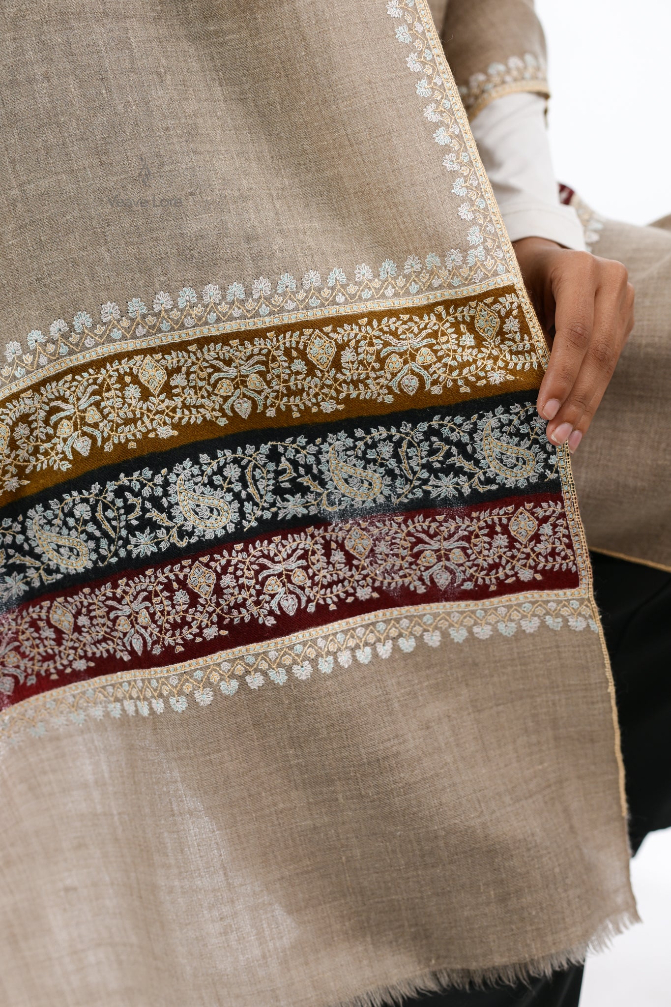 Nayaab Regalia Pashmina Stole