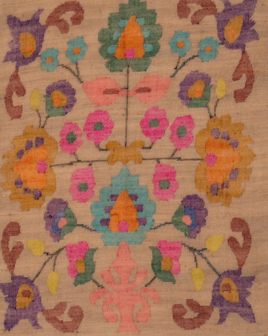 Kani Pashmina Pocket Square Regalia Blossom