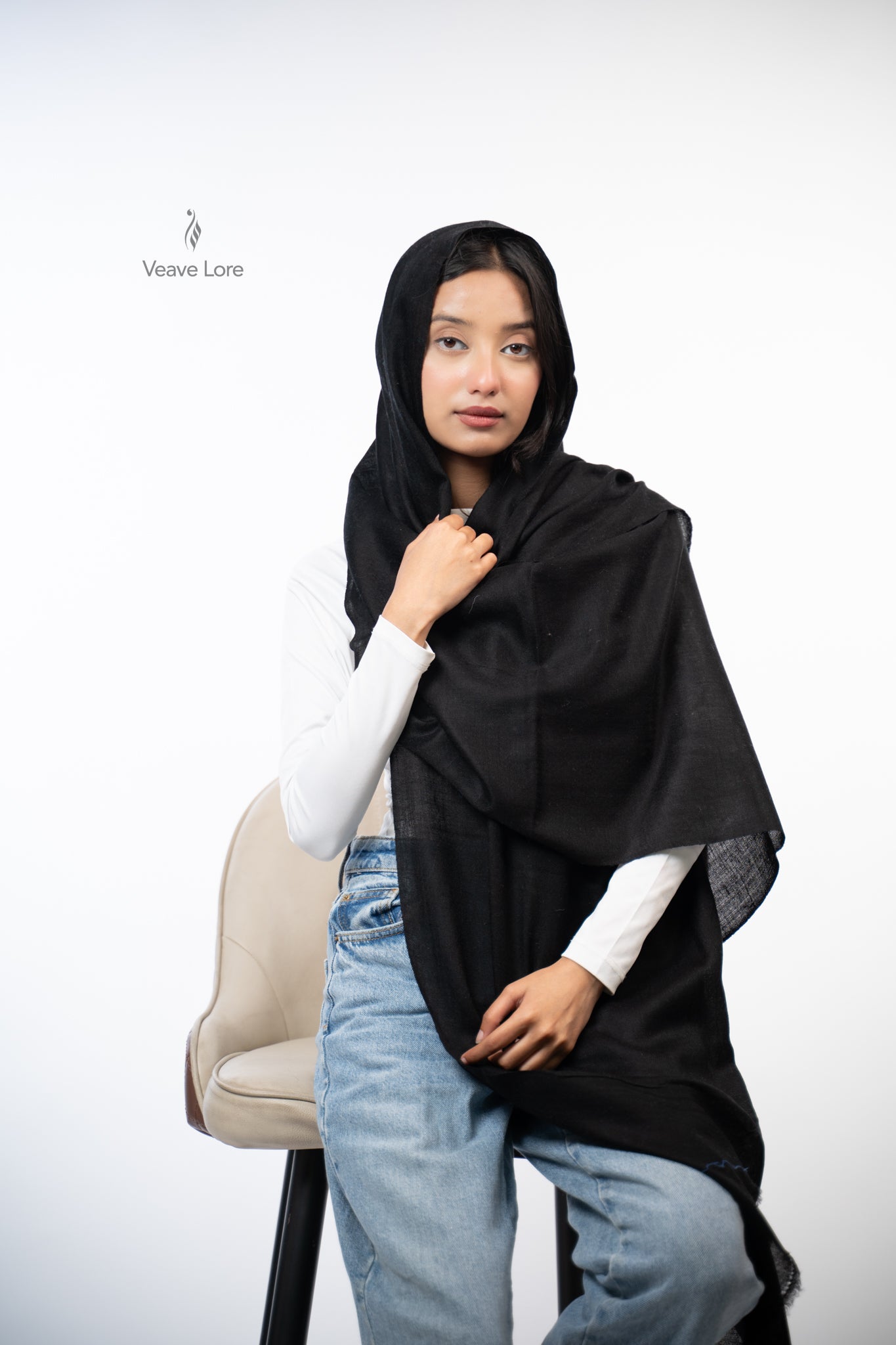 Gulzar Spectrum Fine Wool Stole