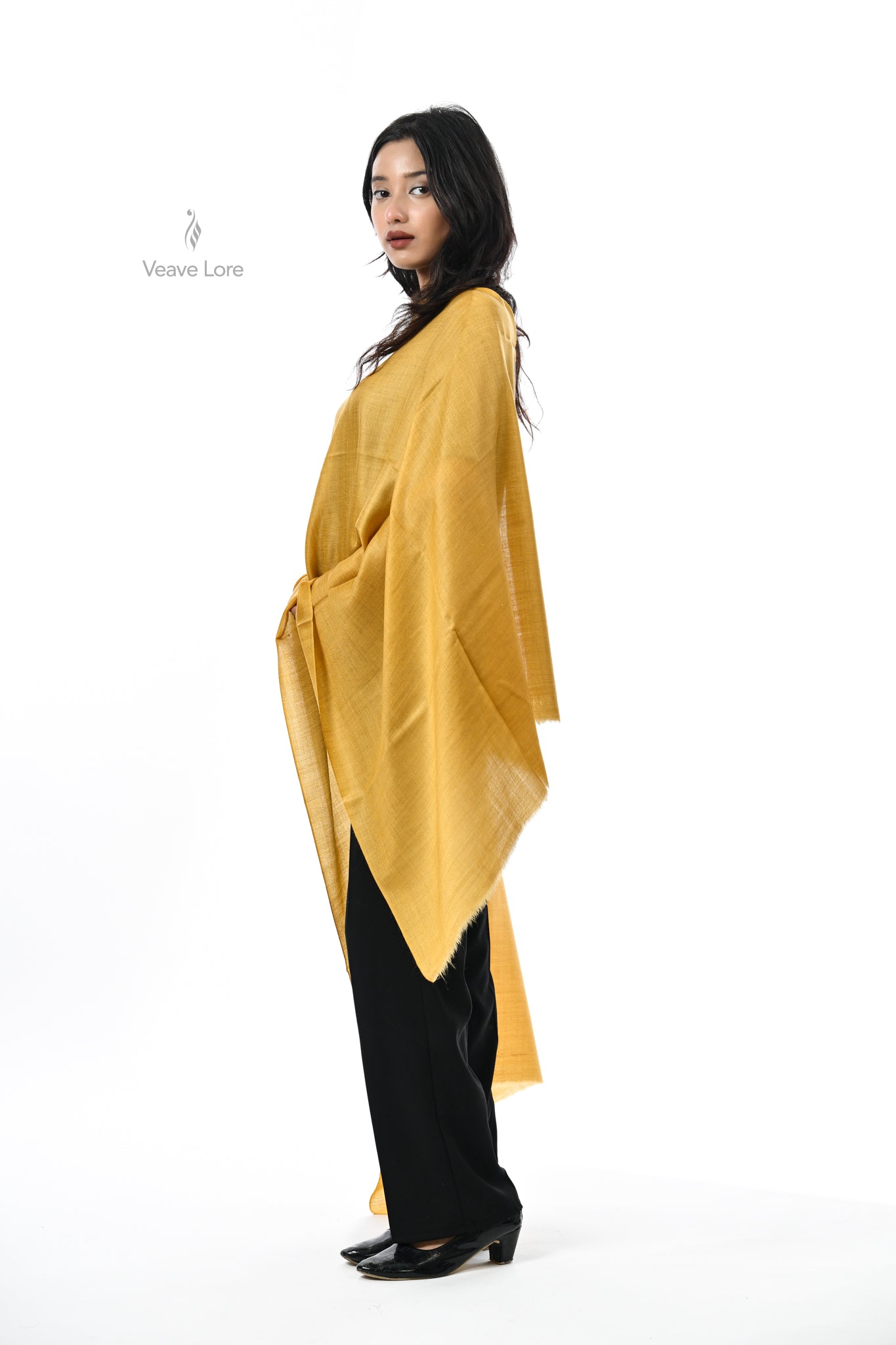 Rang-e-Sukoon Fine Wool Stole