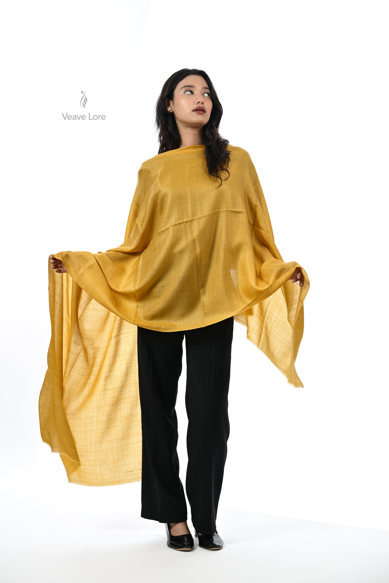 Rang-e-Sukoon Fine Wool Stole