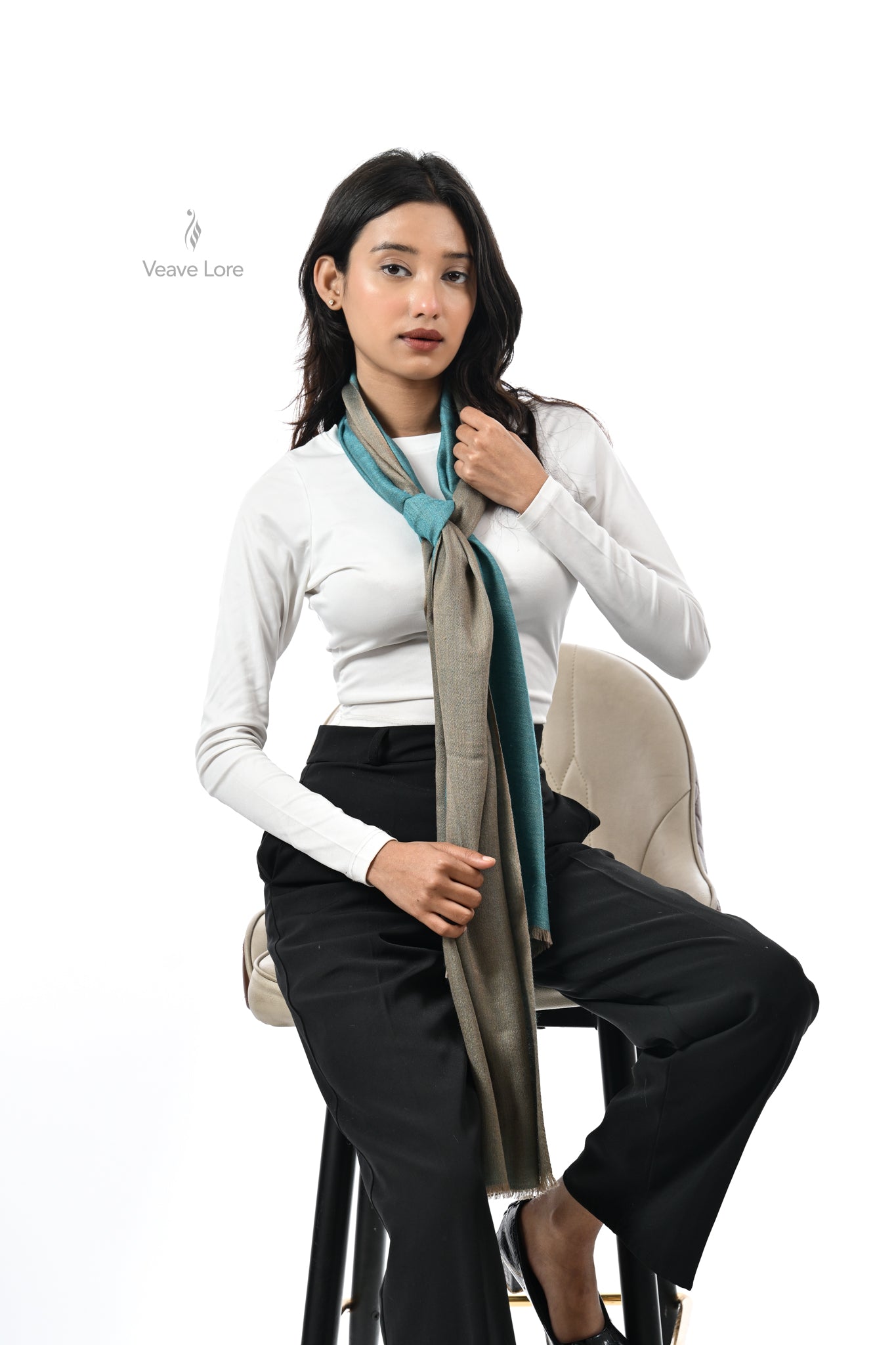 Noor-e-Rang Fine Wool Scarf