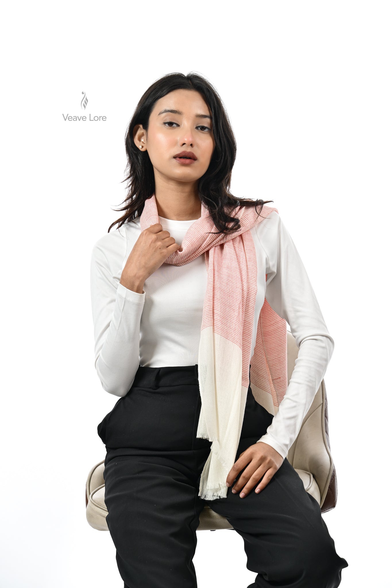 Sahar-e-Gul Fine Wool Muffler
