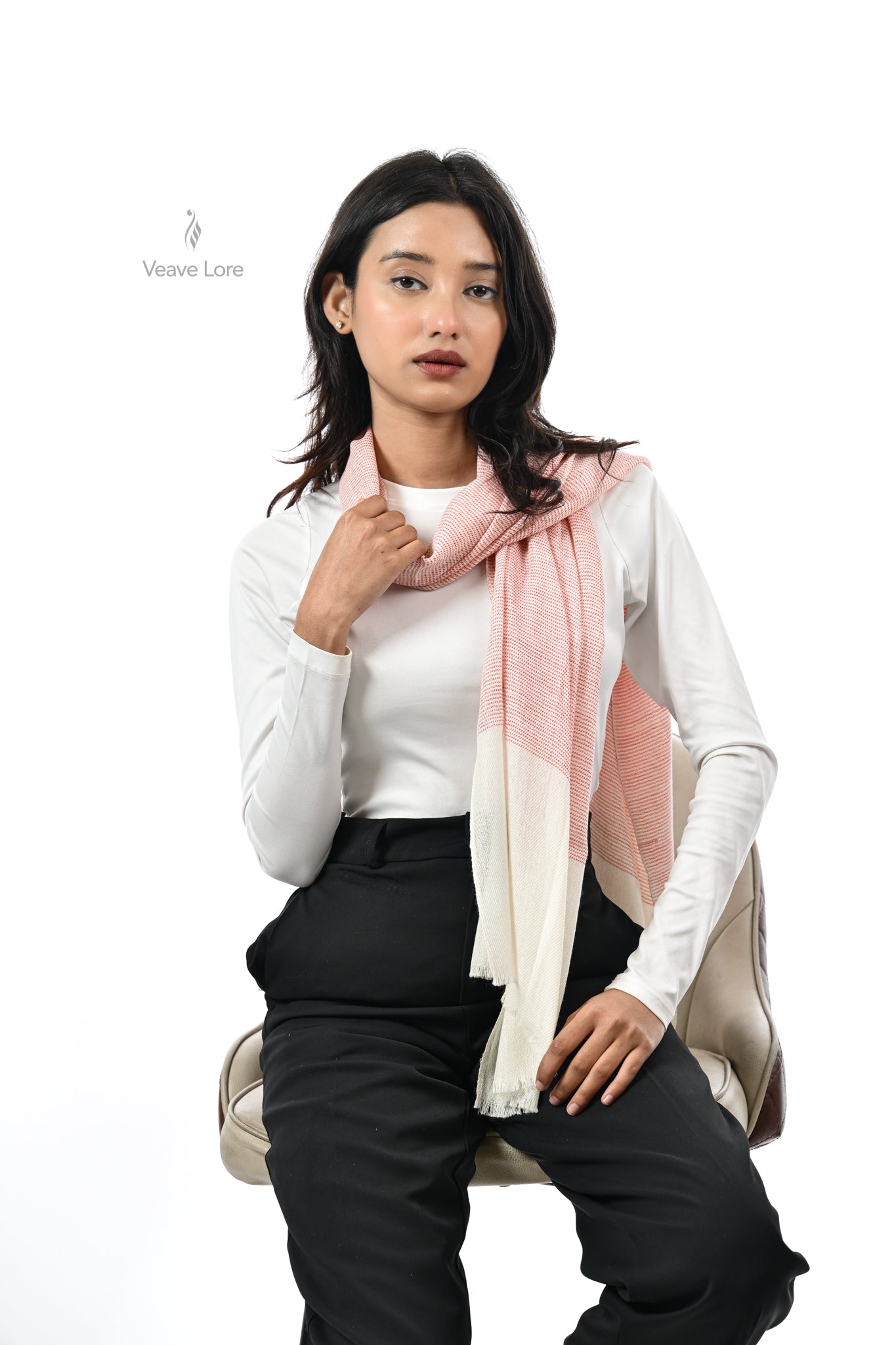 Sahar-e-Gul Fine Wool Muffler