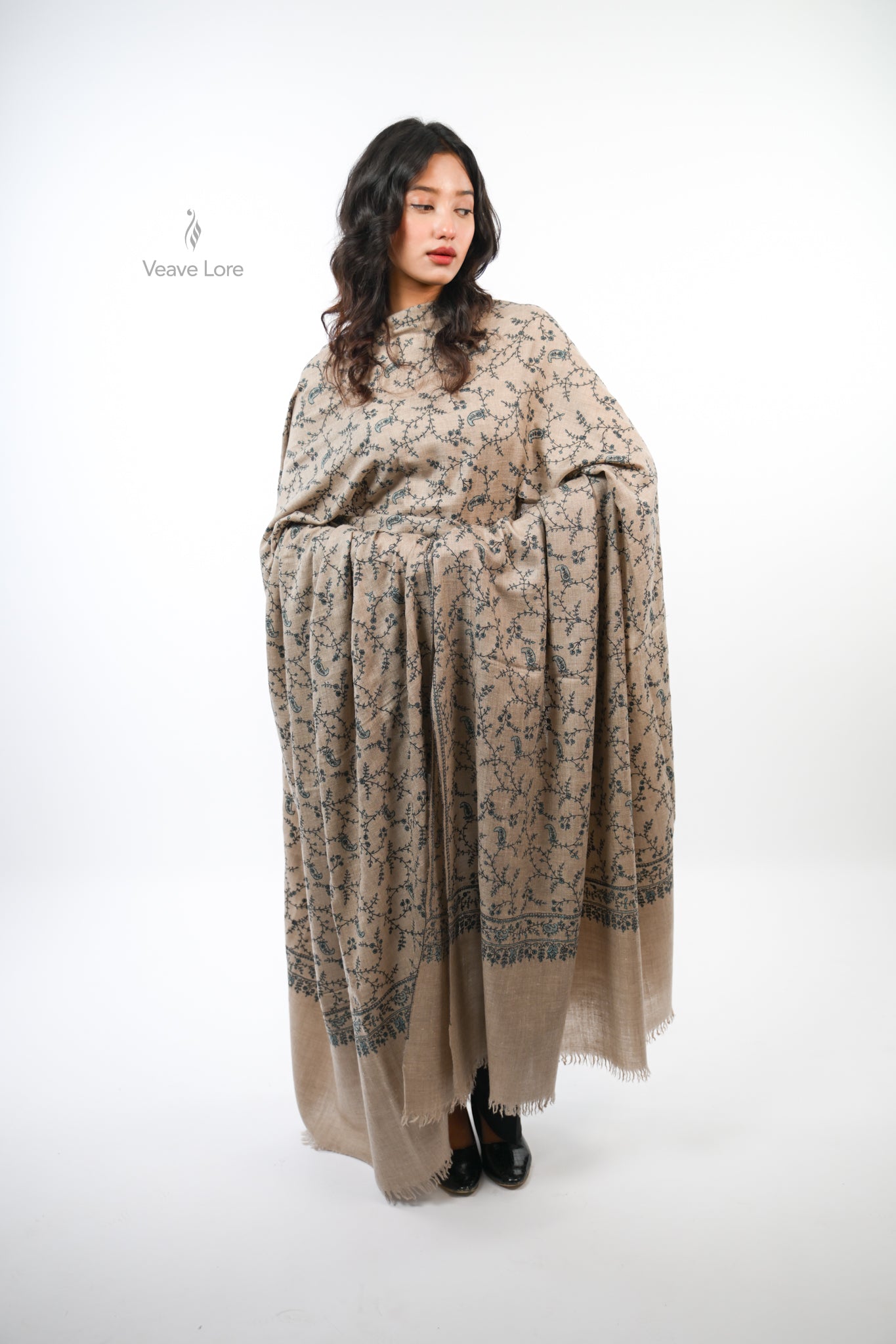 Sahra Grand Oversized Pashmina Shawl