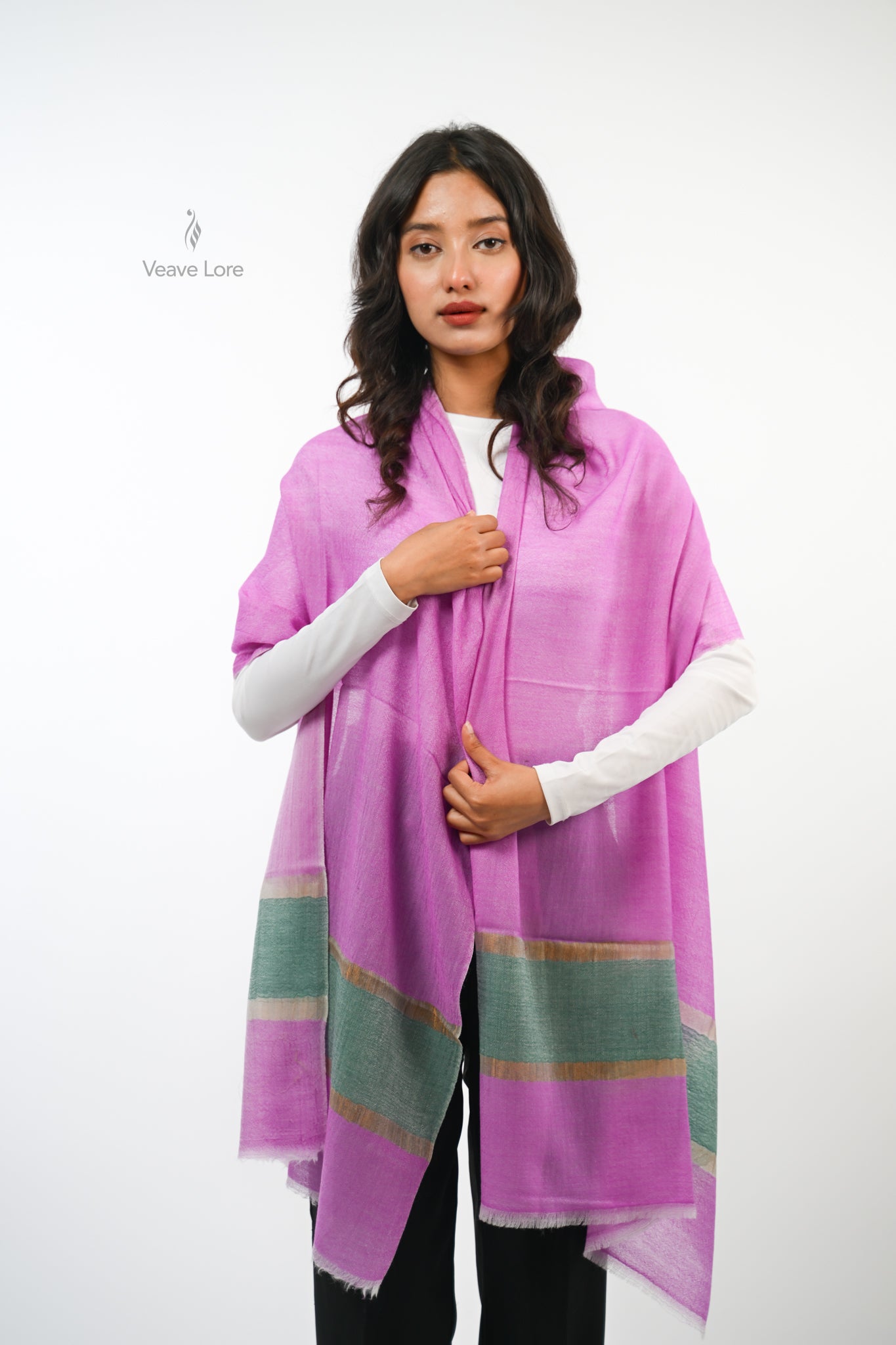 Palledar Fine Wool Stole The Border Weave
