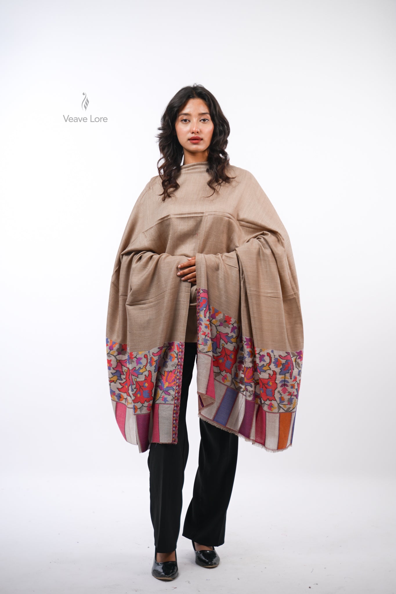 Roshan Kani Palledar Shawl