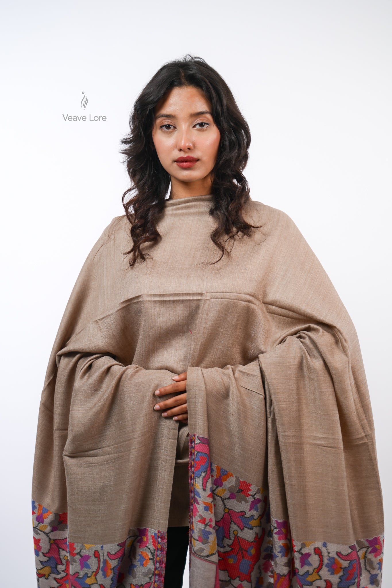 Roshan Kani Palledar Shawl