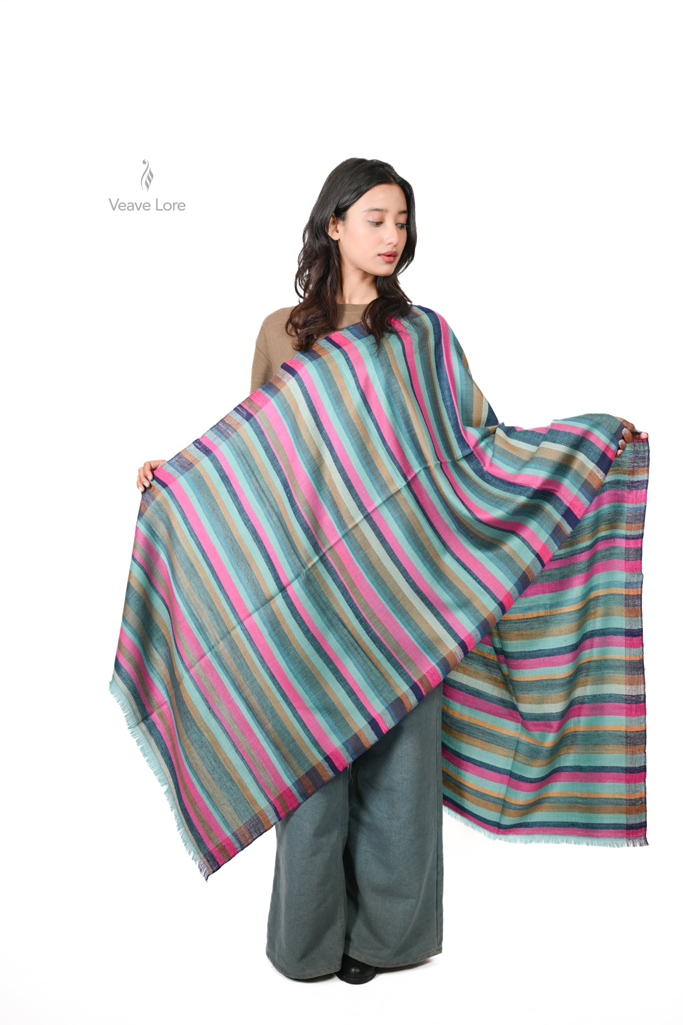 Subh-o-Sham Pashmina Stole