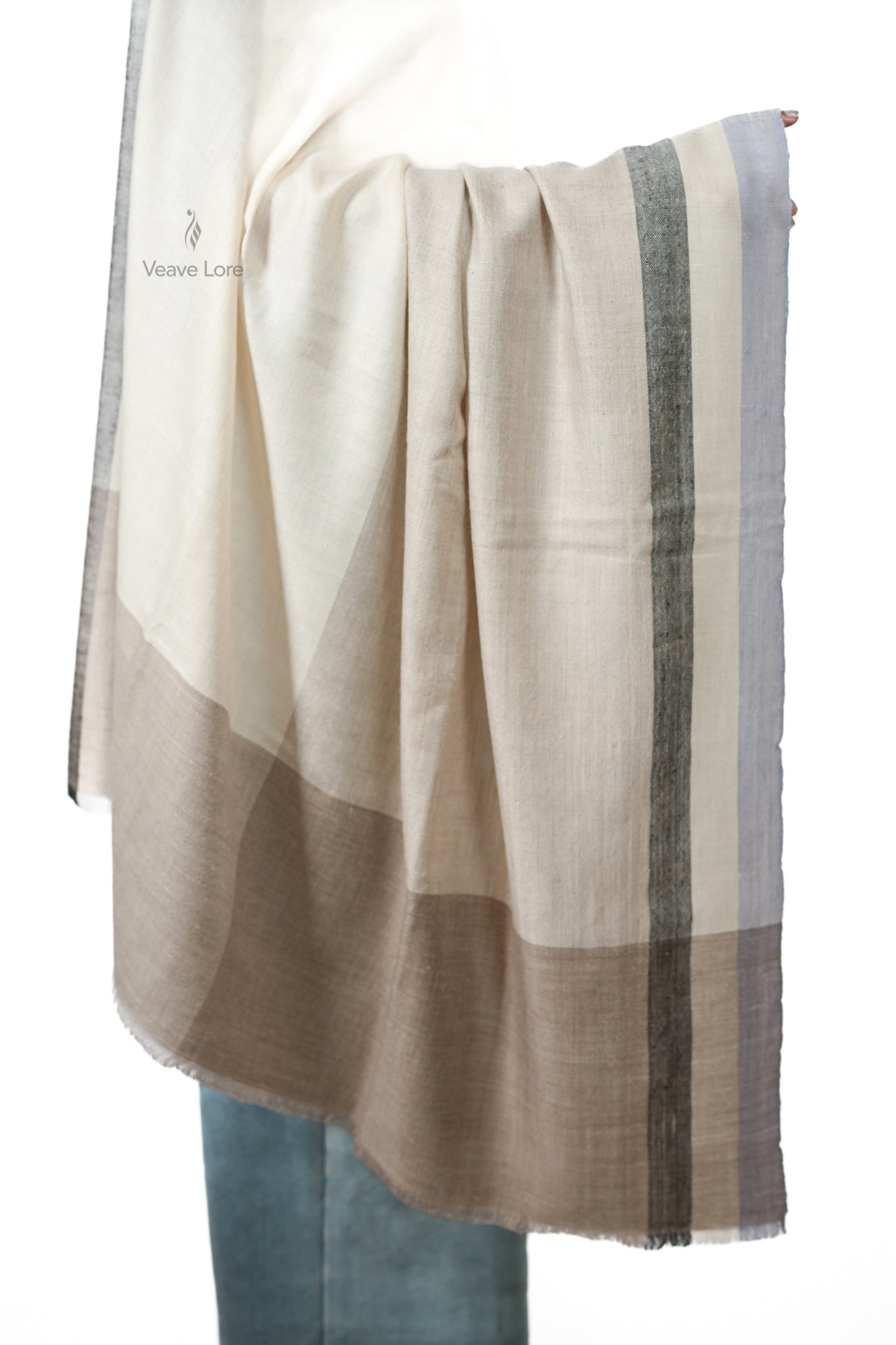 Safed-o-Khaak Pashmina Shawl