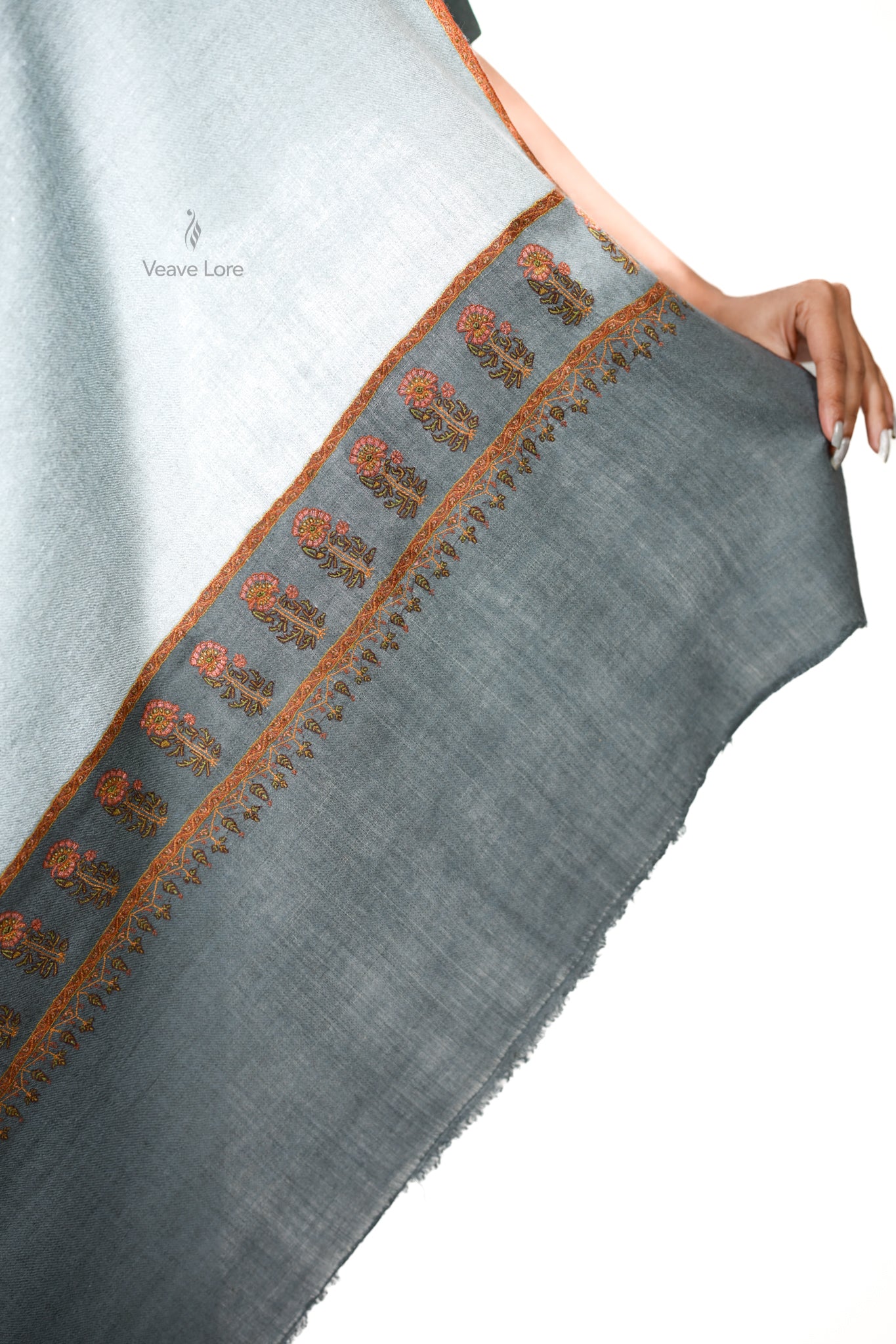 Abr-e-Gulshan Palledar Pashmina Shawl