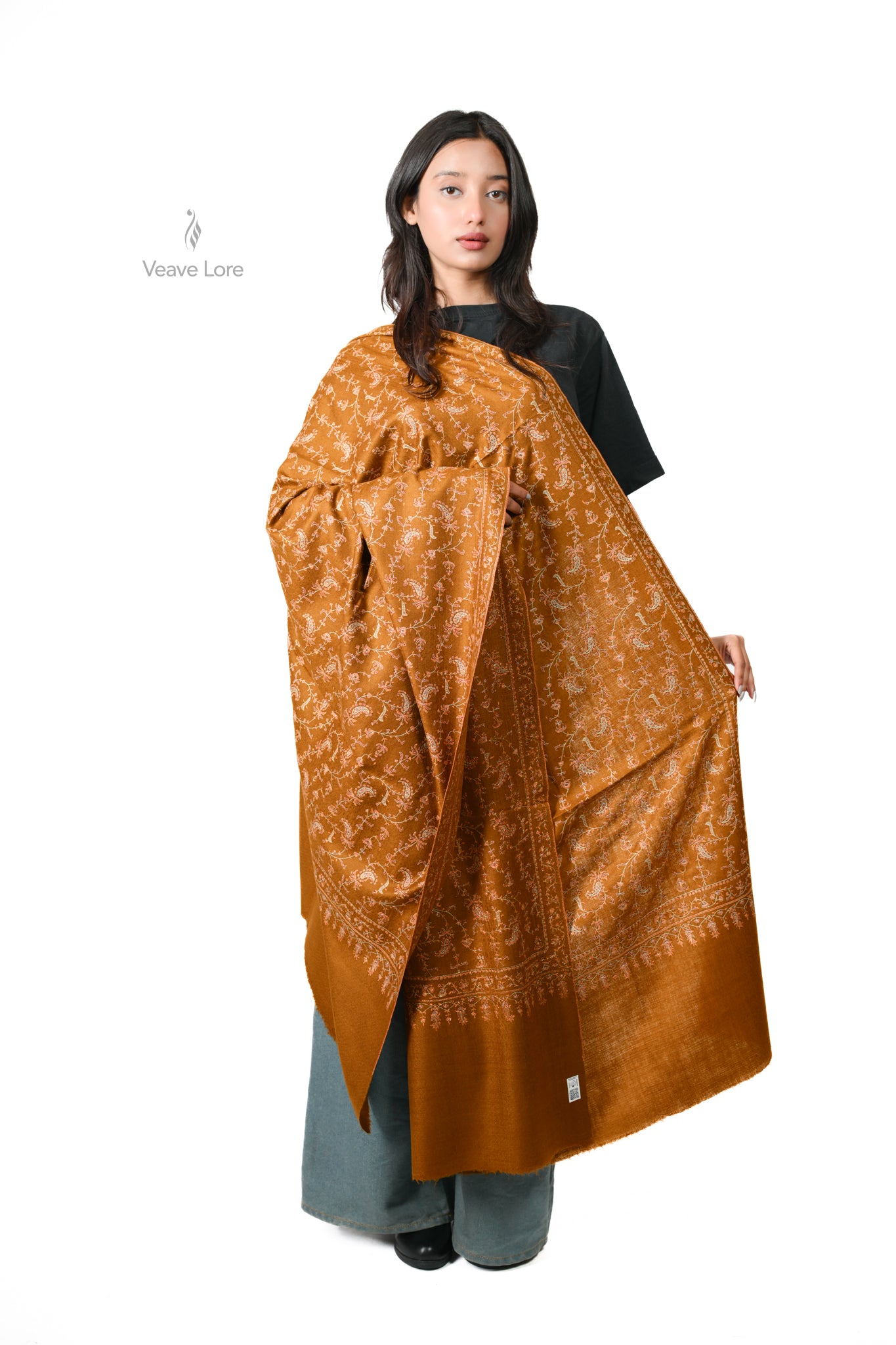 Kahrooba & Vine Pashmina Shawl — An All-Over Sozni Jaal of Trailing Vine on Amber