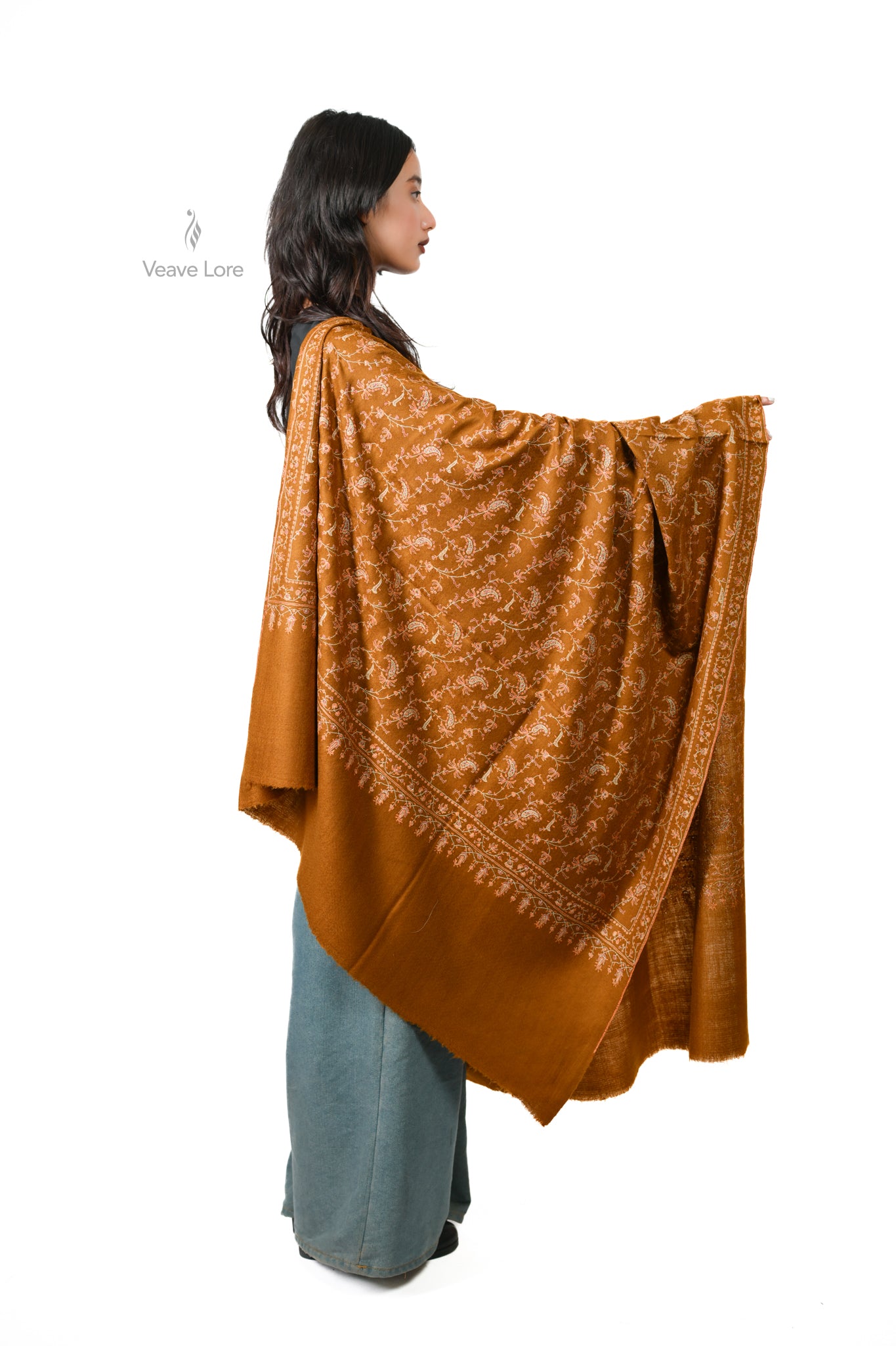 Kahrooba & Vine Pashmina Shawl — An All-Over Sozni Jaal of Trailing Vine on Amber