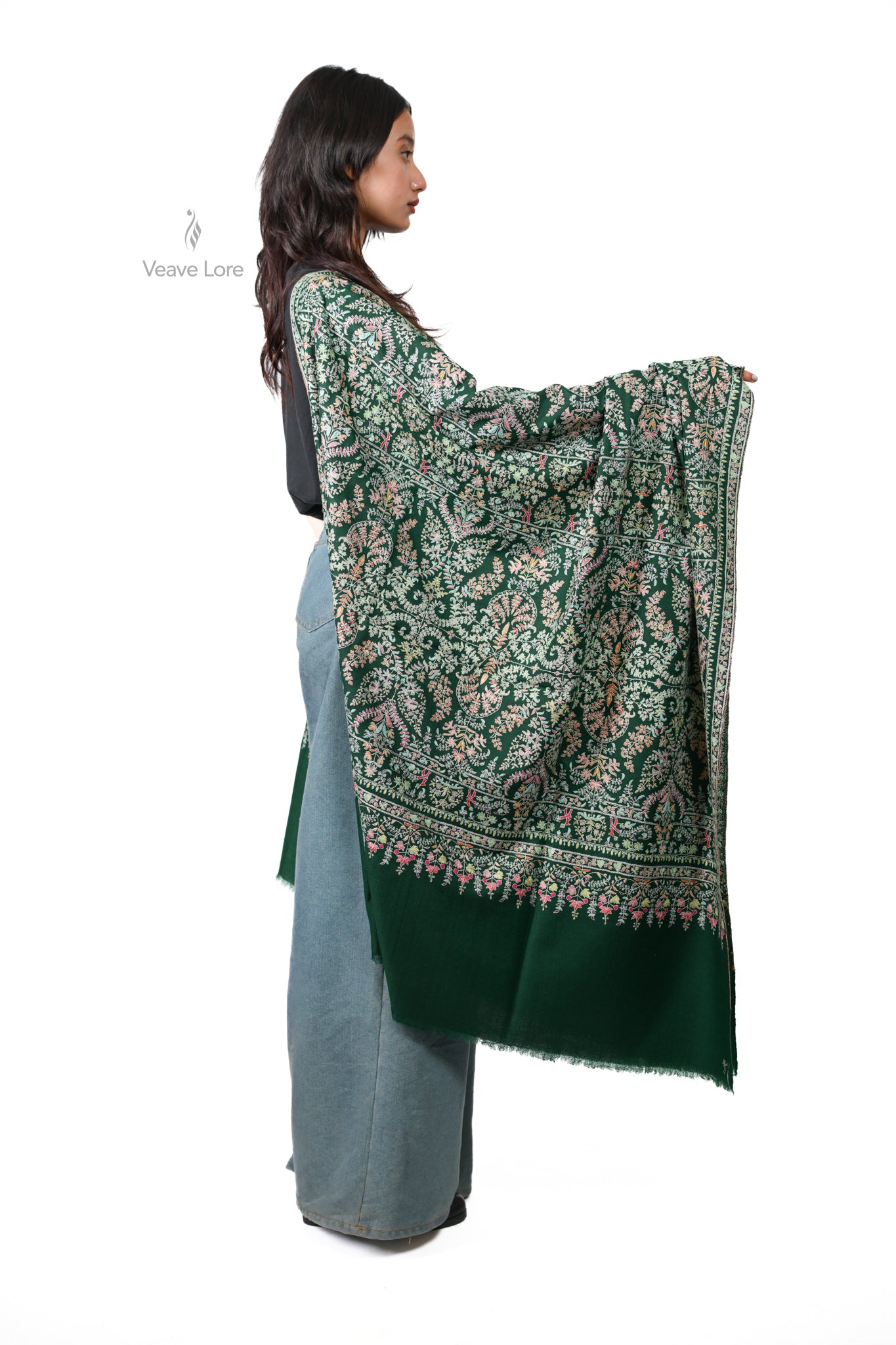 Sabz Chaman Hand Embroidered Sozni Jamawar Shawl