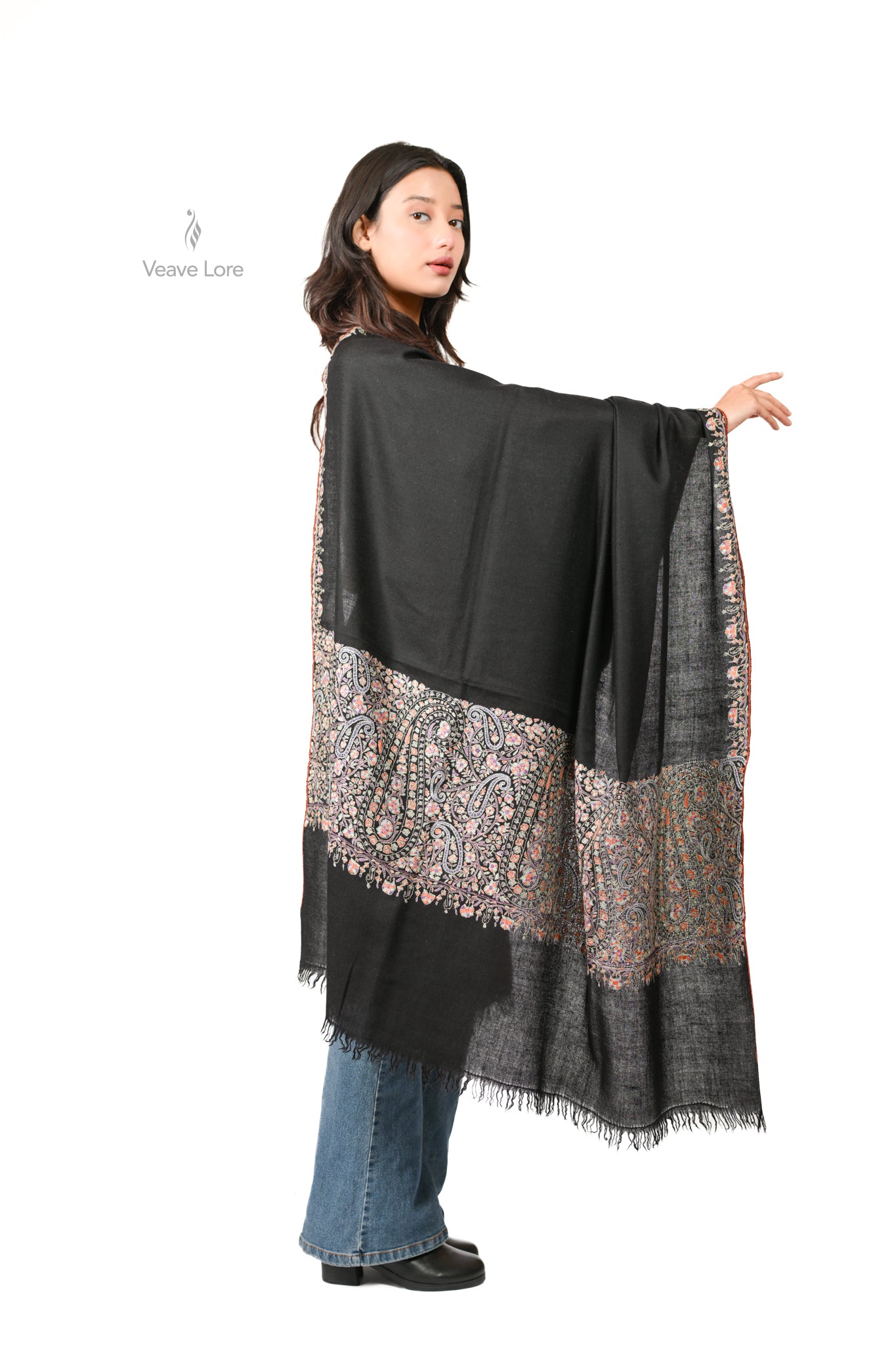 Aab-e-Shab Palledar Pashmina Shawl