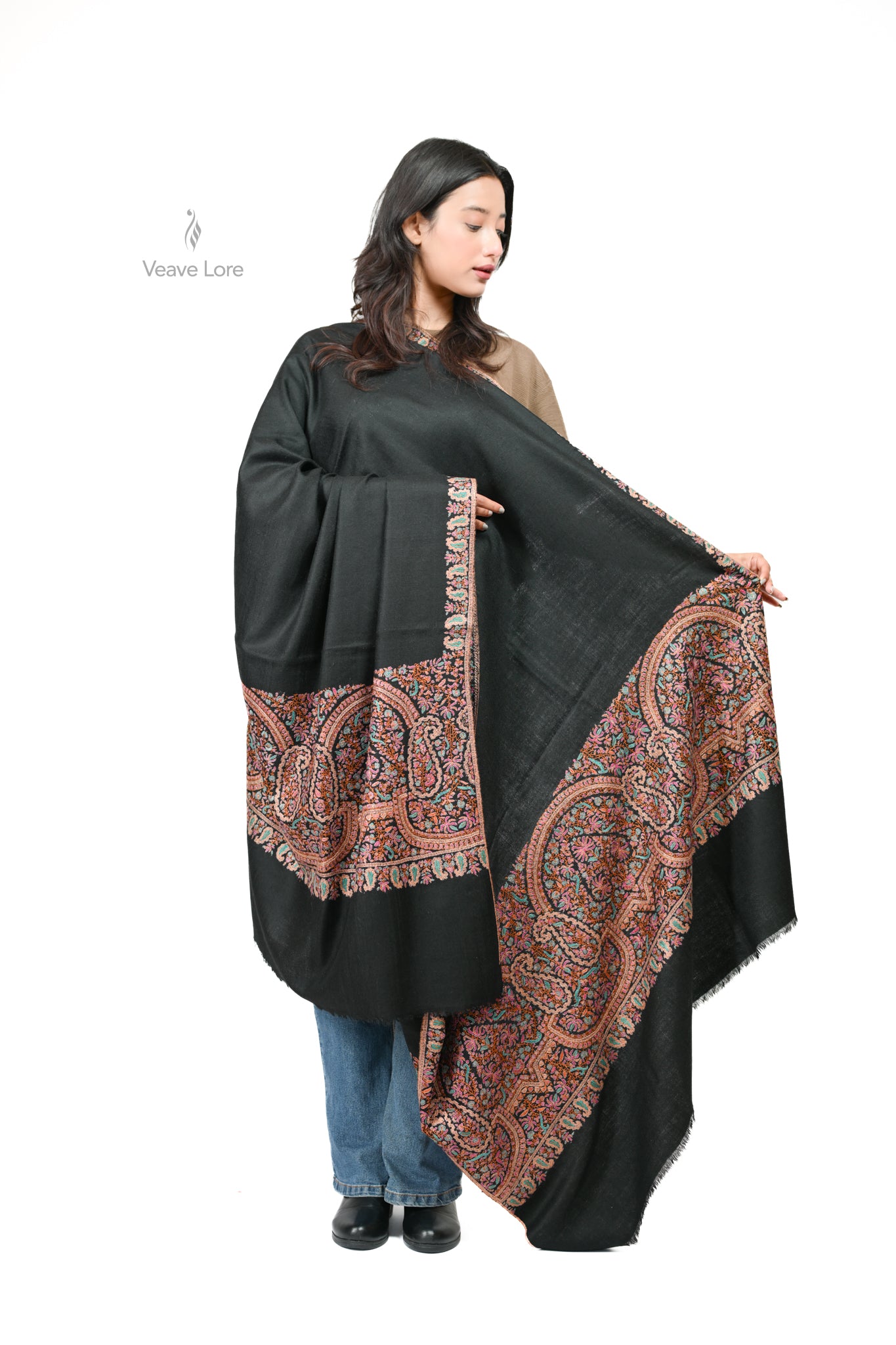 Shab-e-Naqsh Palledar Pashmina Shawl