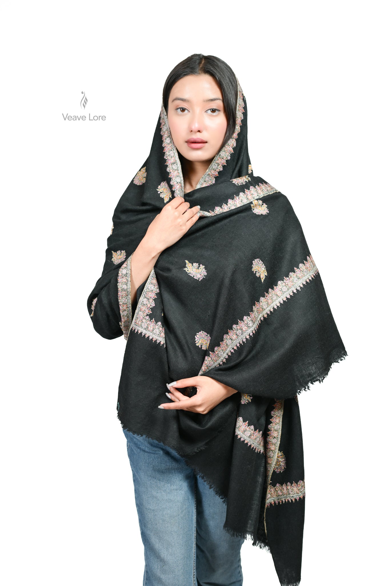 Husn-e-Siyah Pashmina Shawl
