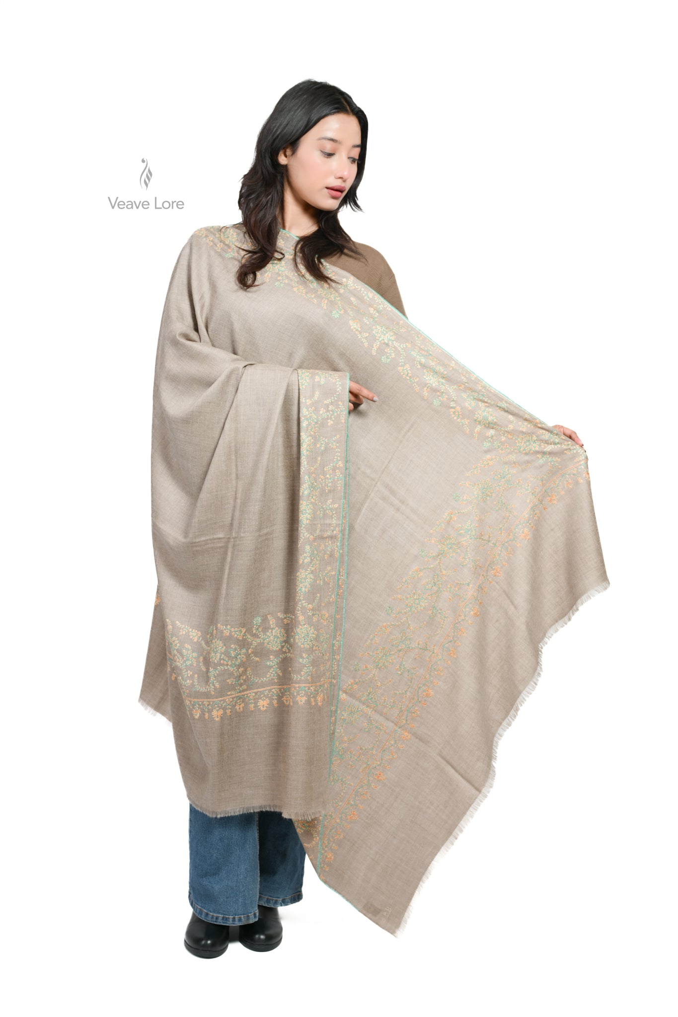 Bostan-e-Naazuk Pashmina Shawl