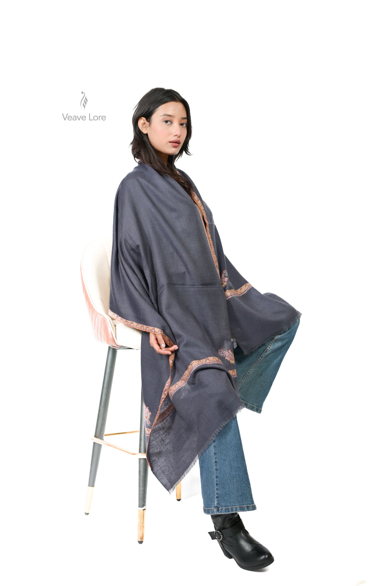 Atash-e-Khamosh Pashmina Stole