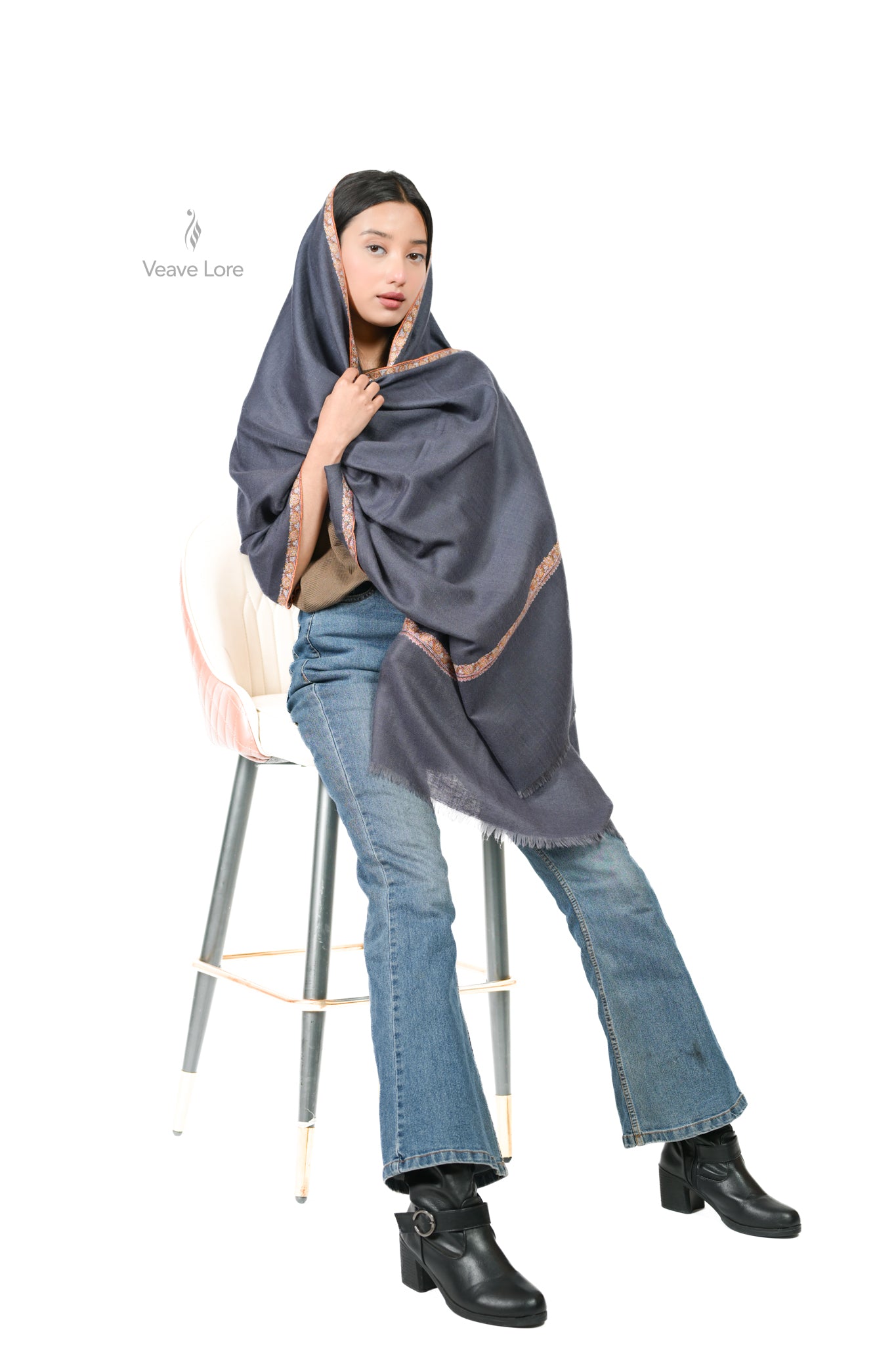 Atash-e-Khamosh Pashmina Stole