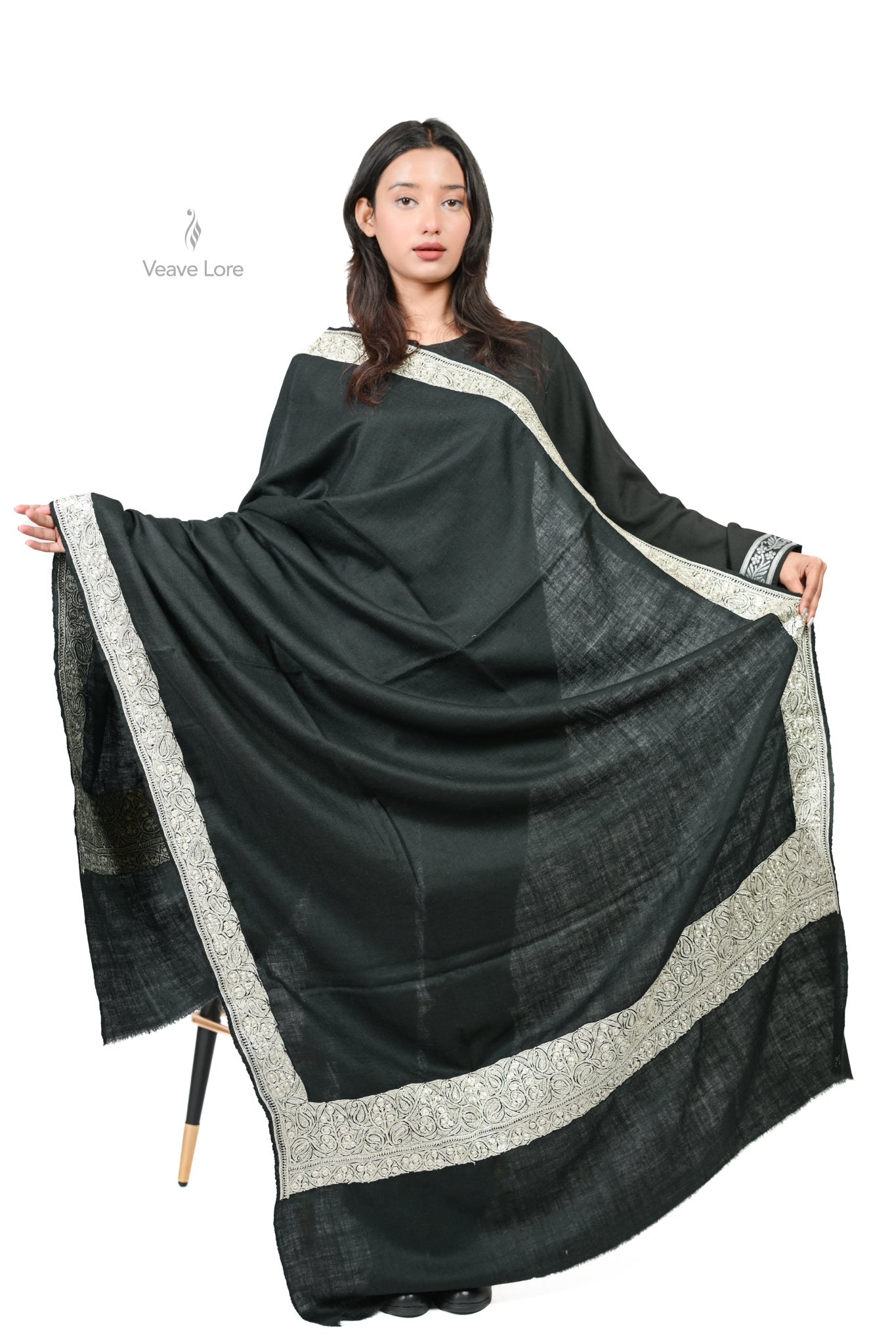 Siyaah-e-Zar Pashmina Shawl